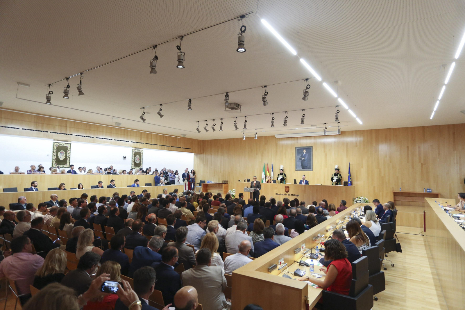 Las fotos del Pleno de la constitución de la Diputación de Málaga