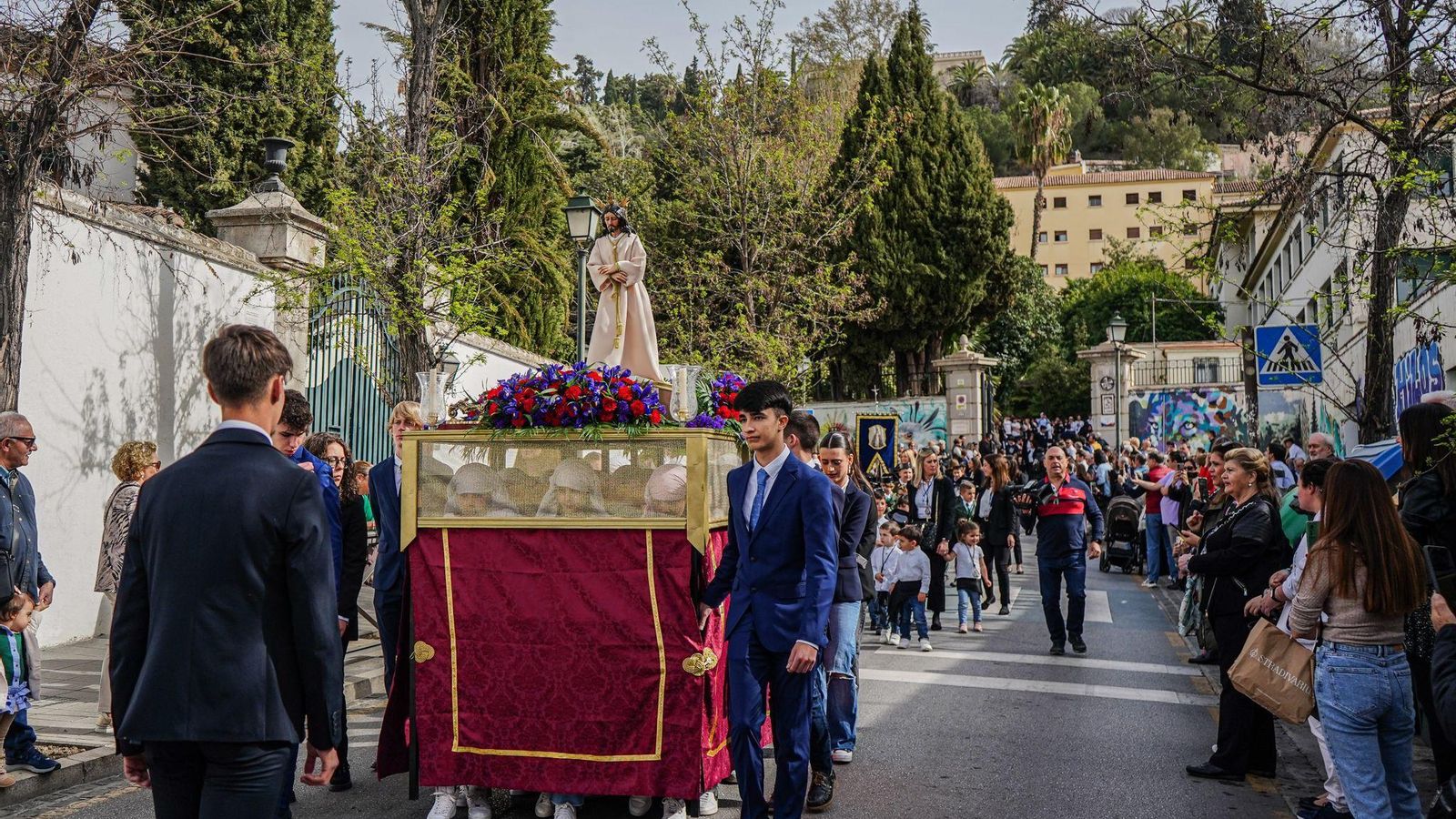 Procesión Infantil del Colegio Santo Domingo en la Cuesta del Caidero, Miércoles de Pasión 2024