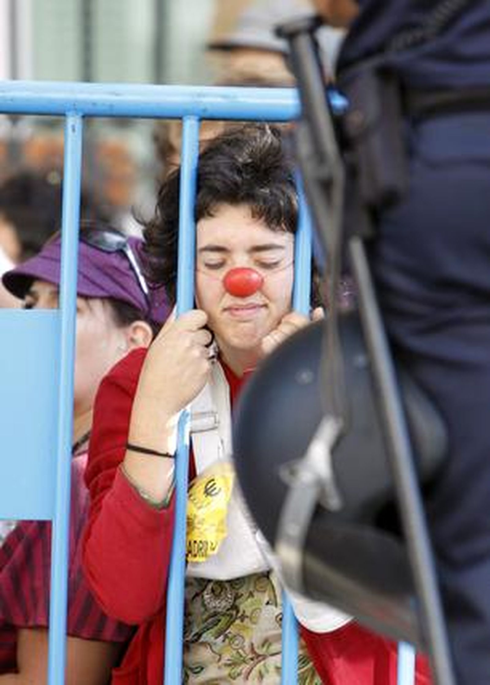 La Policía ha impedido la entrega del documento reivindicativo al Congreso de los Diputados.

Foto: EFE