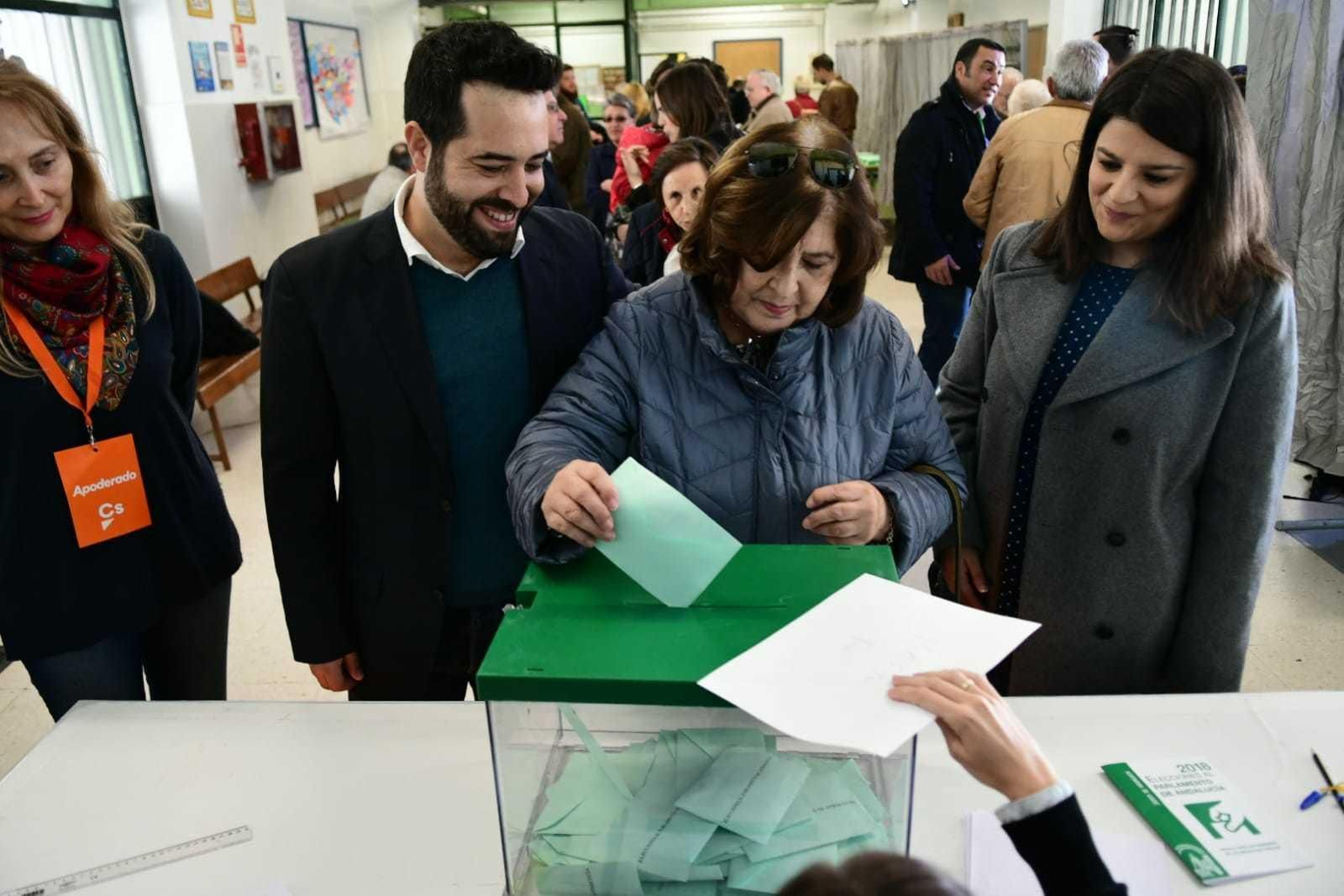 Las imágenes de la jornada electoral en Córdoba