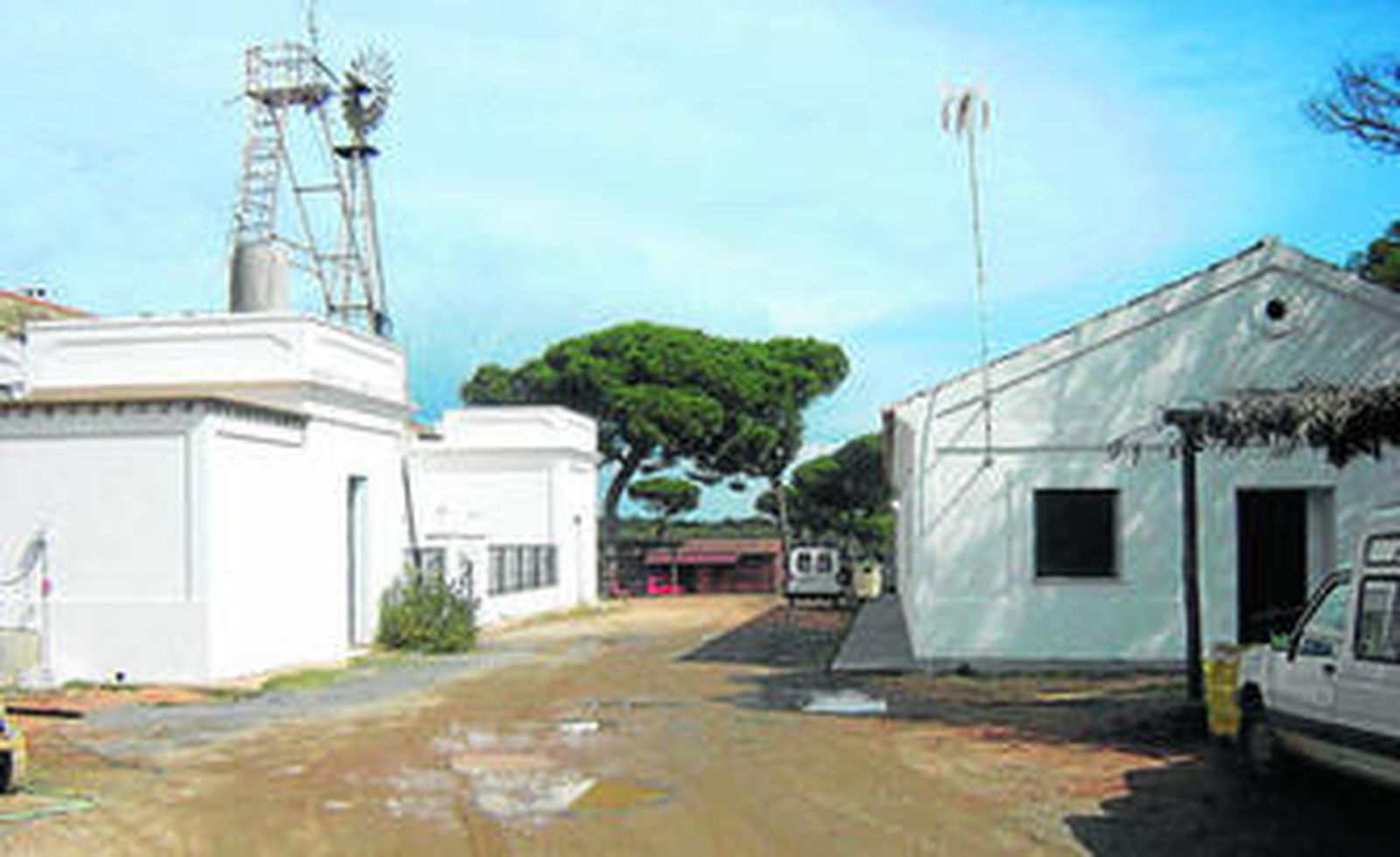 Instalaciones del Albergue El Gato, donde se han registrado los destrozos.