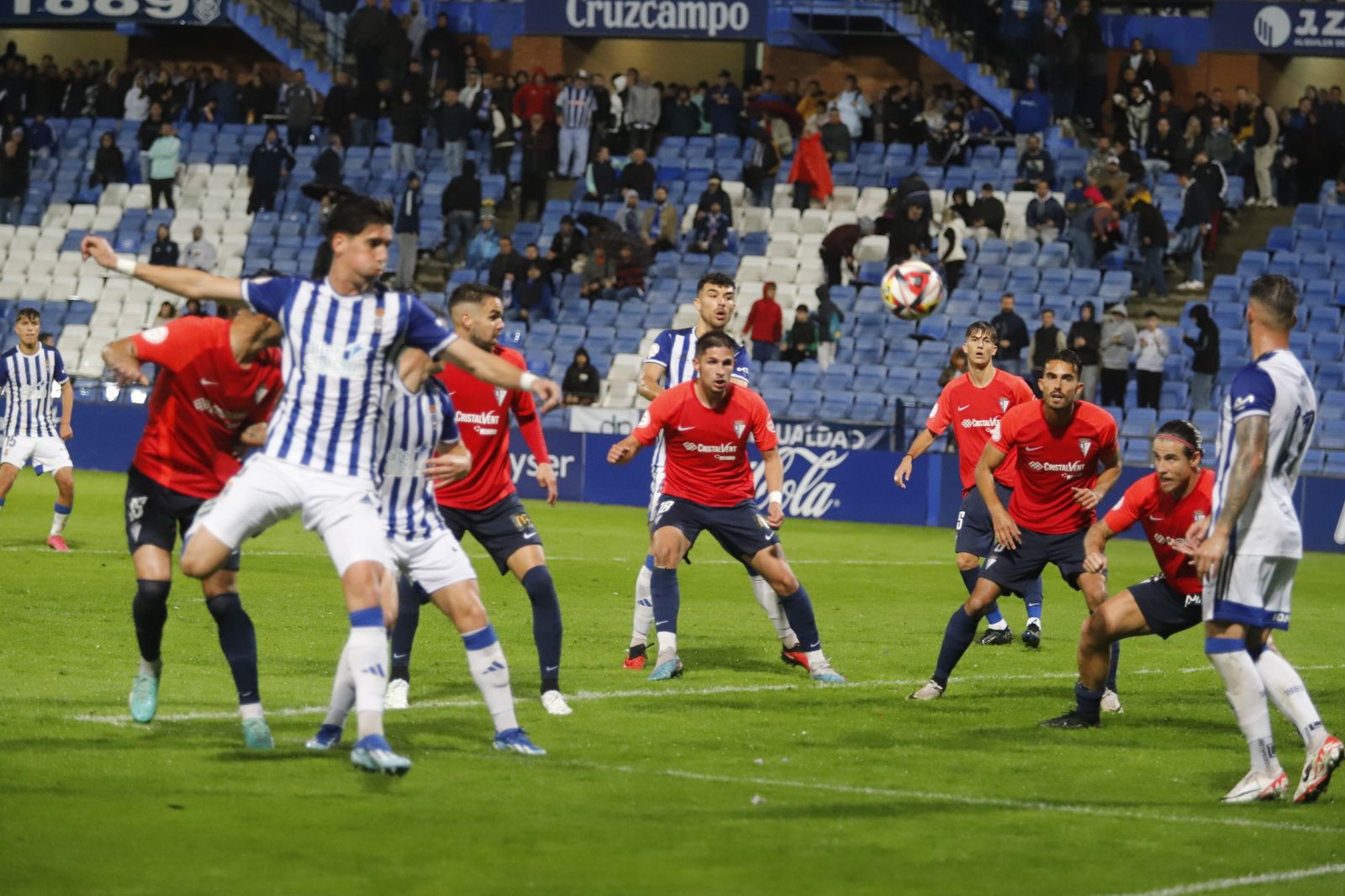Imágenes del encuentro entre el Recreativo Huelva y el San Fernando