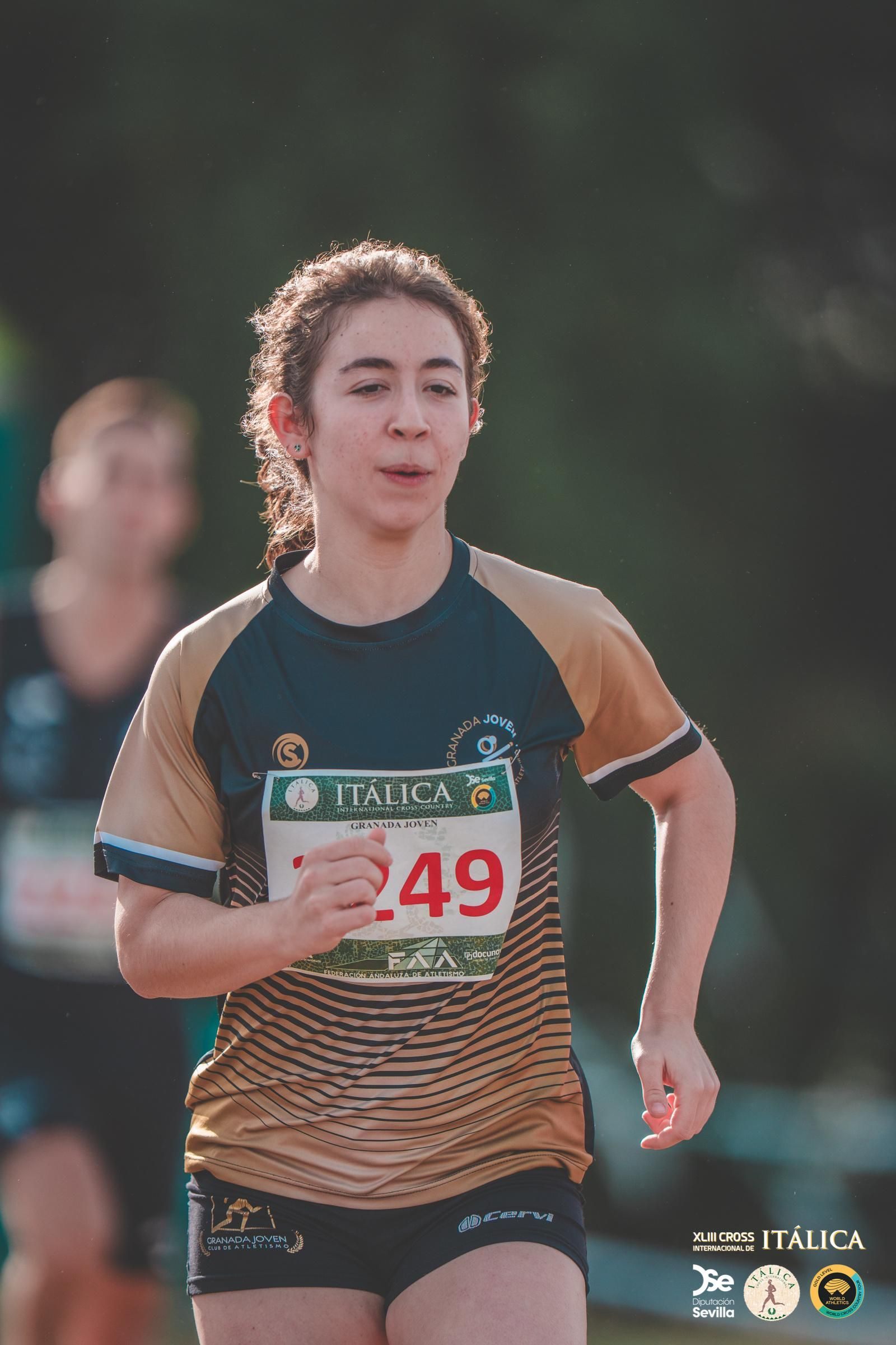 Búscate en las fotos del Cross de Itálica 2025 | 3