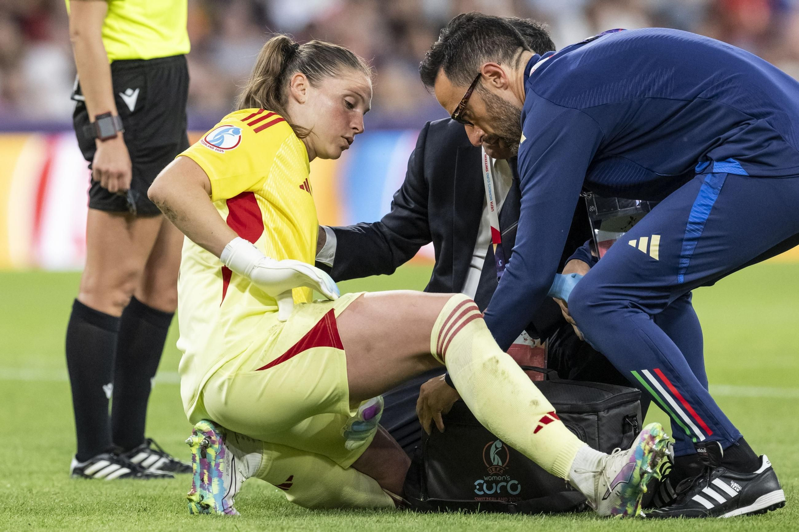 Las fotos del Italia - España de la Eurocopa femenina