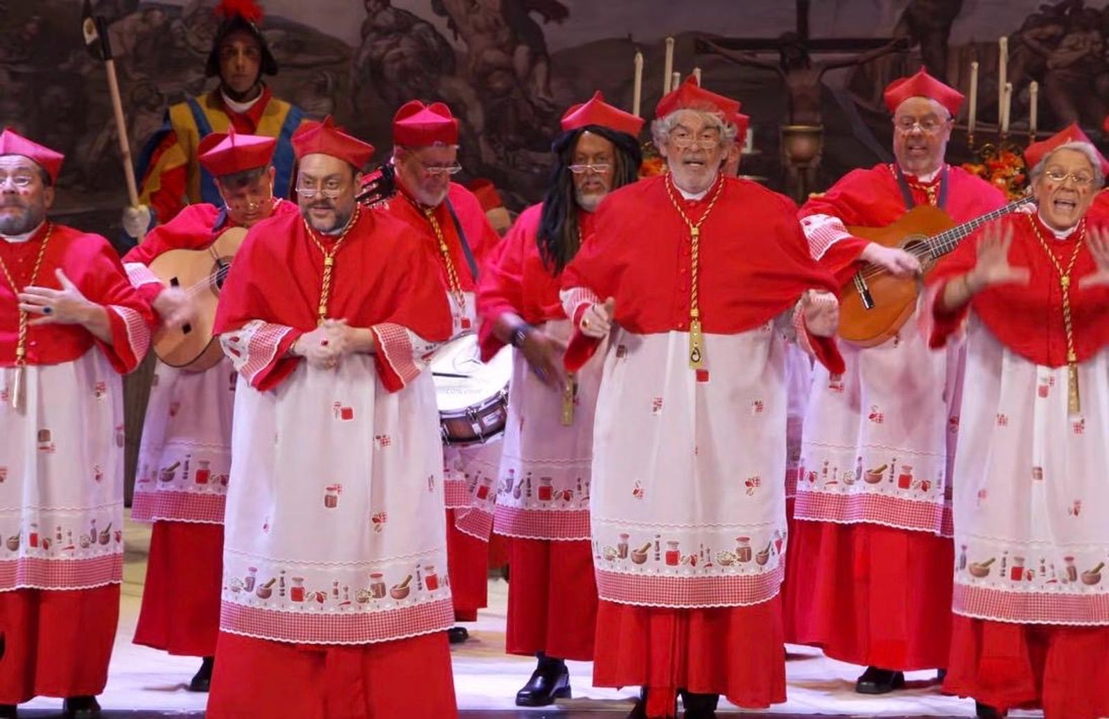 Fede Quintero y el 'Yuyu' en la chirigota que han interpretado en las preliminares del COAC
