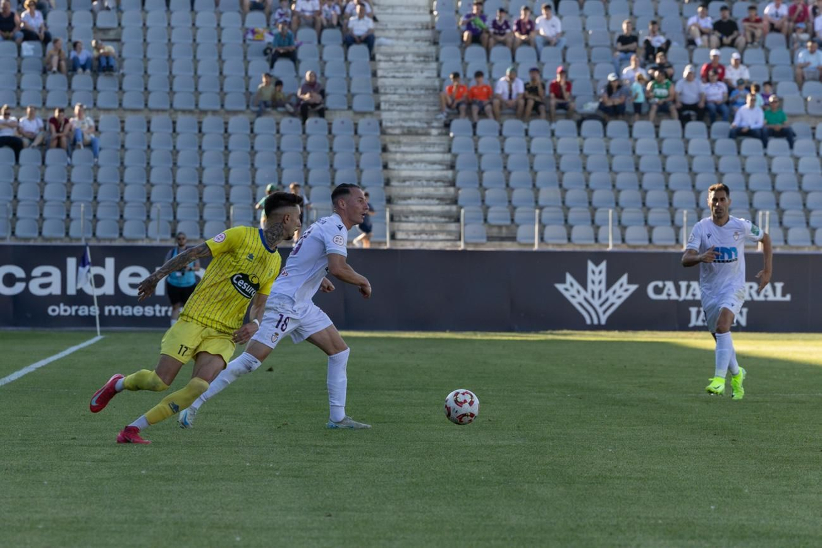 Las mejores imágenes del Real Jaén - CD Huétor Tájar Las mejores imágenes del Real Jaén - CD Huétor Tájar