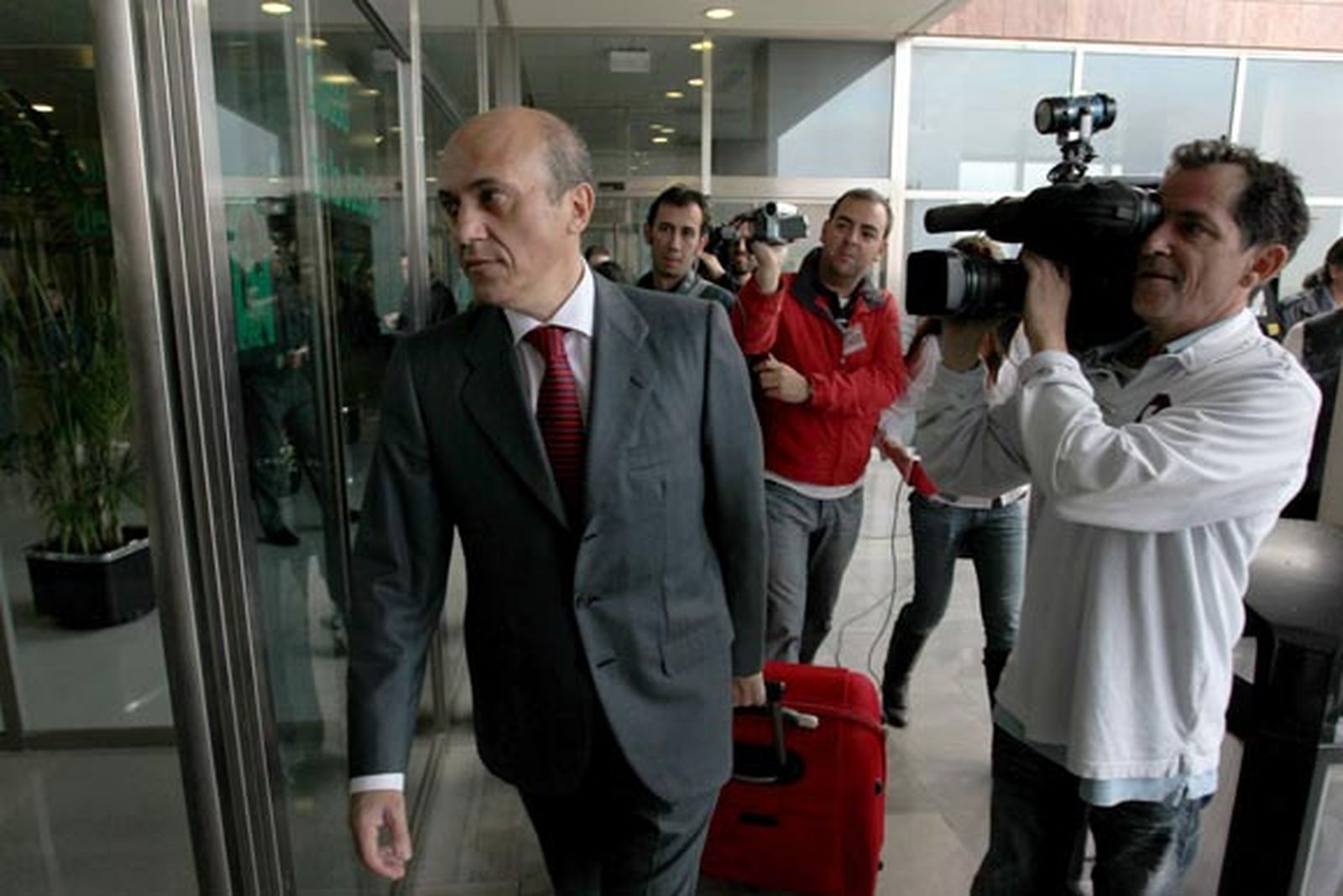 Del Nido dice que no hay ninguna minuta pagada cuestionada por el interventor