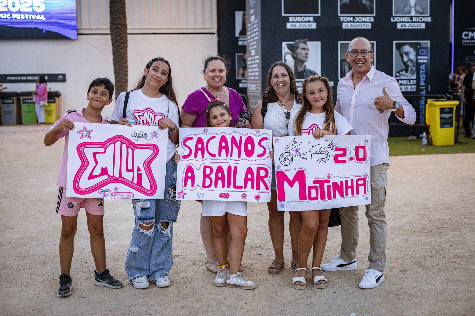 Búscate en el concierto de Emilia en el Concert Music Festival