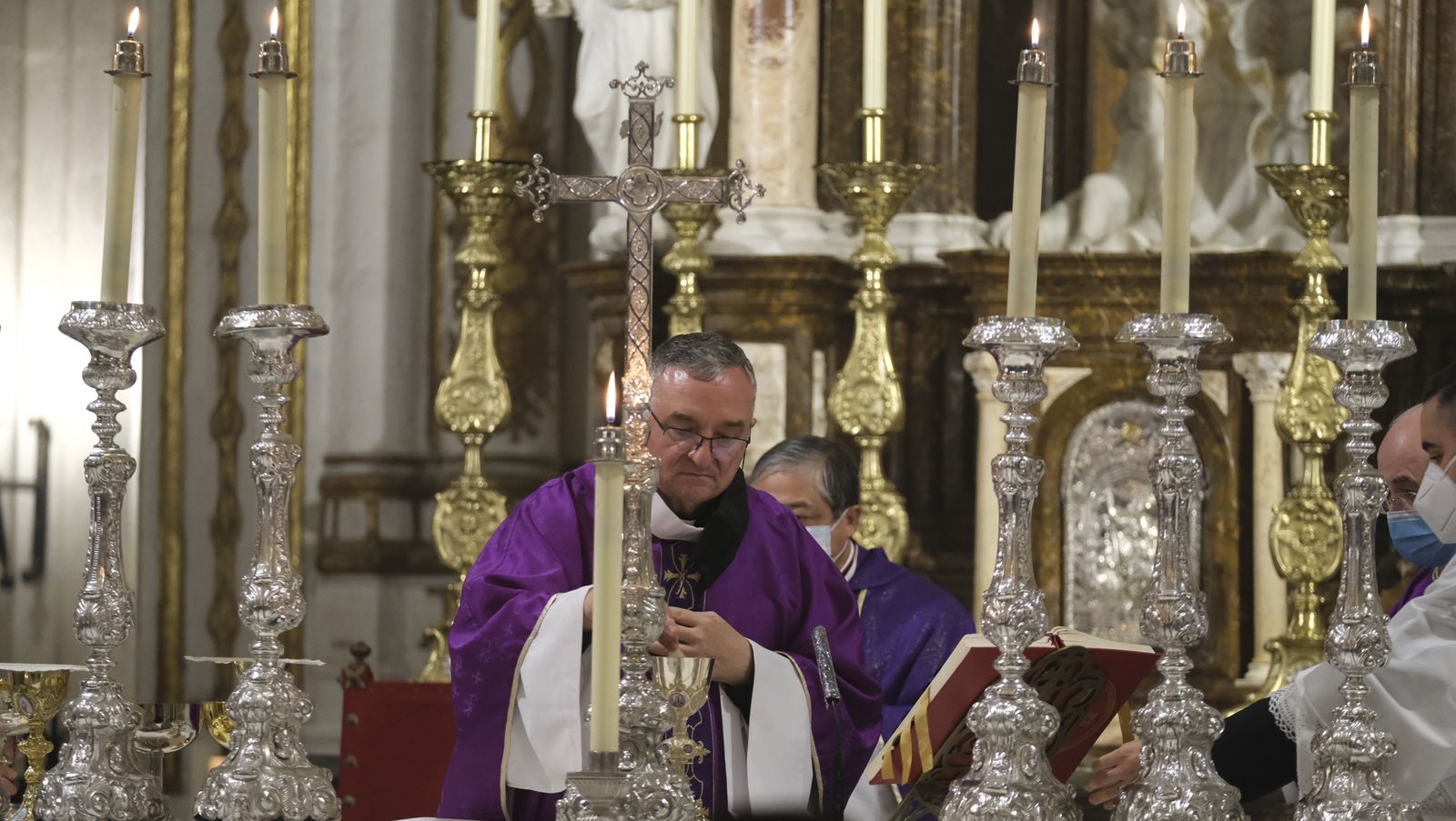 Fotogalería segundo día de triduo a San José. Catedral de Almería.