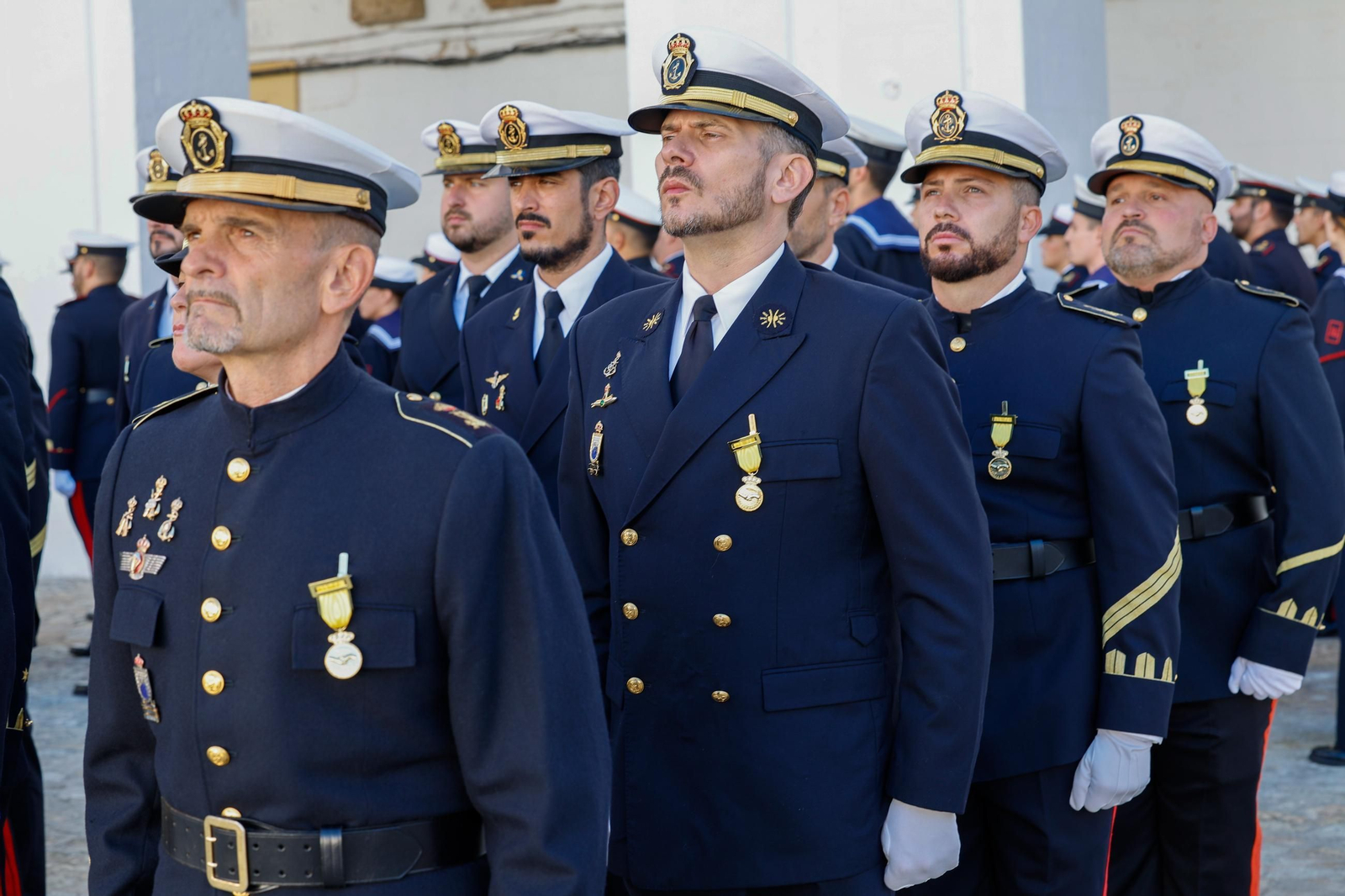 Las condecoraciones a los infantes de marina que participaron en la misión de la DANA, en imágenes