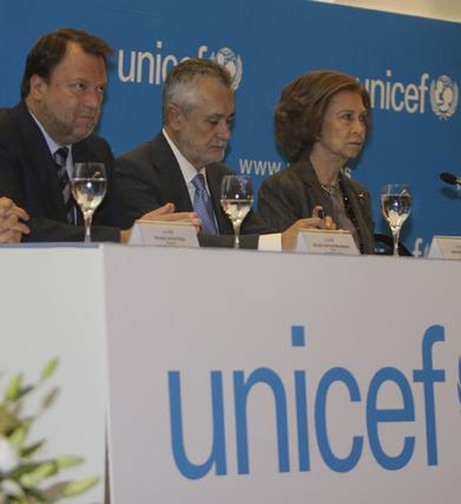 Doña Sofía en la inauguración del III Congreso Internacional de Unicef 'Solidaria@ 2010'.

Foto: José Ángel García