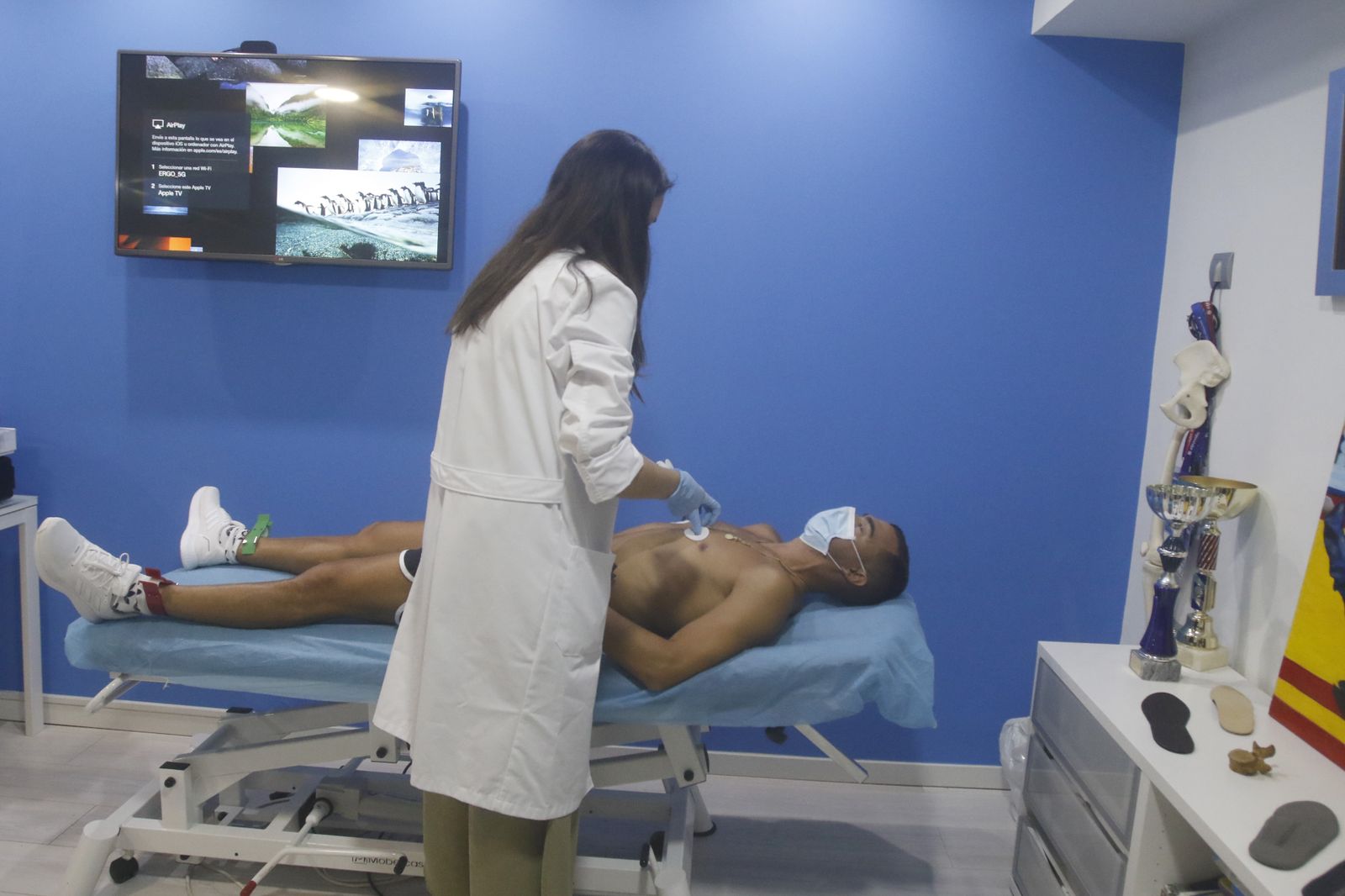 Los reconocimientos médicos del Córdoba CF, en imágenes