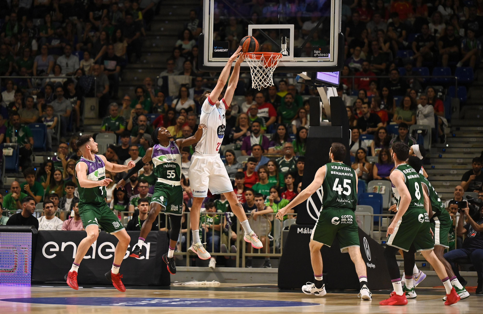 El Unicaja-Obradoiro, en fotos