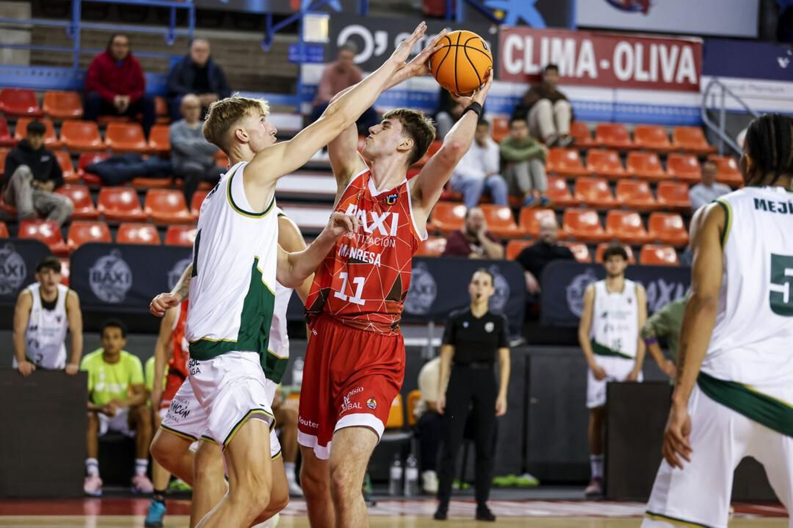 Liga U22: El Unicaja rozó la épica en Manresa con Moller y Butajevas descomunales