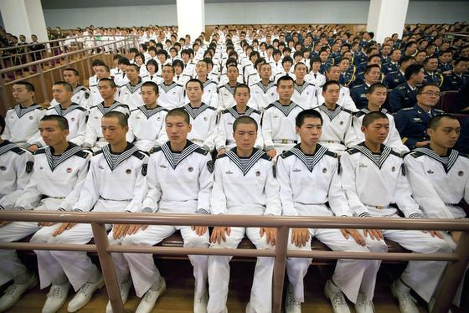 Multitud de actos para conmemorar los noventa años del movimiento.

Foto: EFE