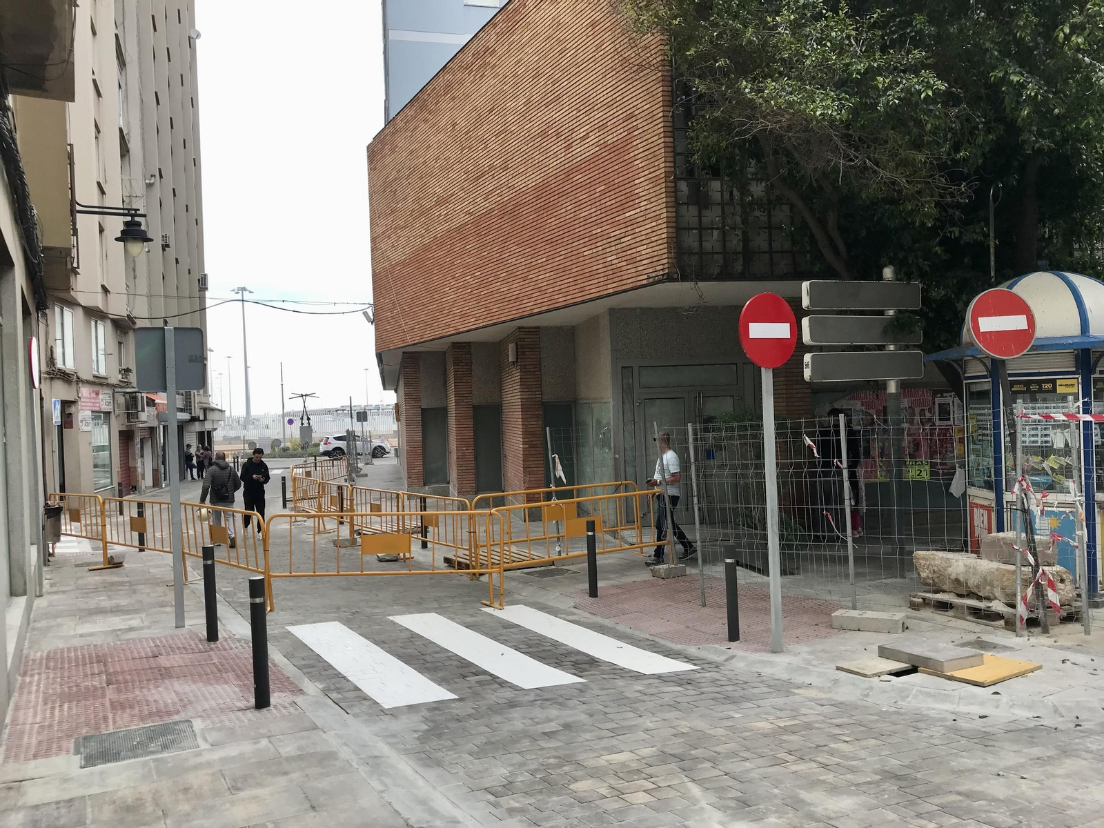 Obras en la calle Ojo del Muelle, este viernes.