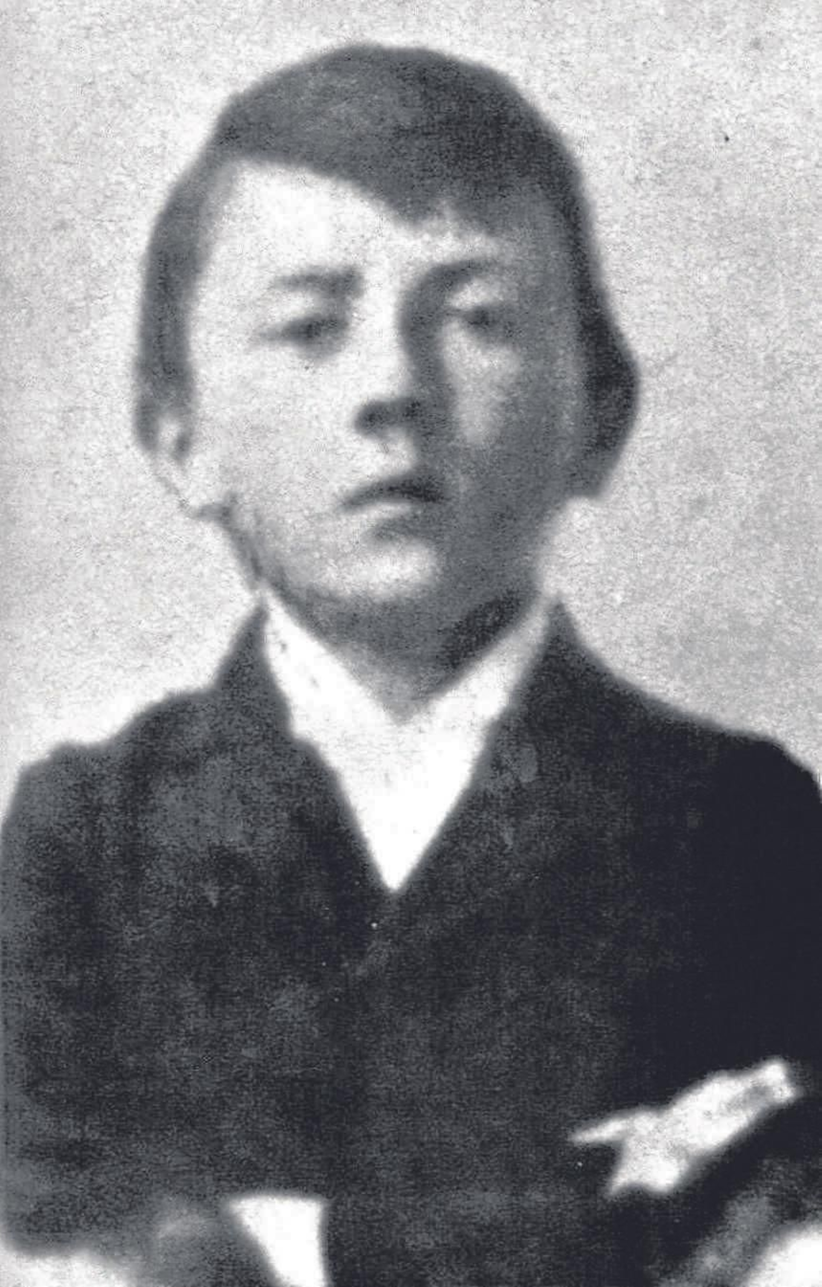 Adolf Hitler en una fotografía de infancia.