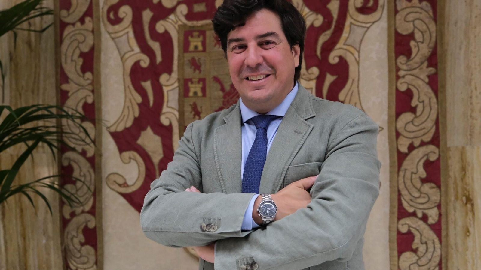 Jesús Coca, en un pasillo del Ayuntamiento de Córdoba. Jesús Coca, en un pasillo del Ayuntamiento de Córdoba.