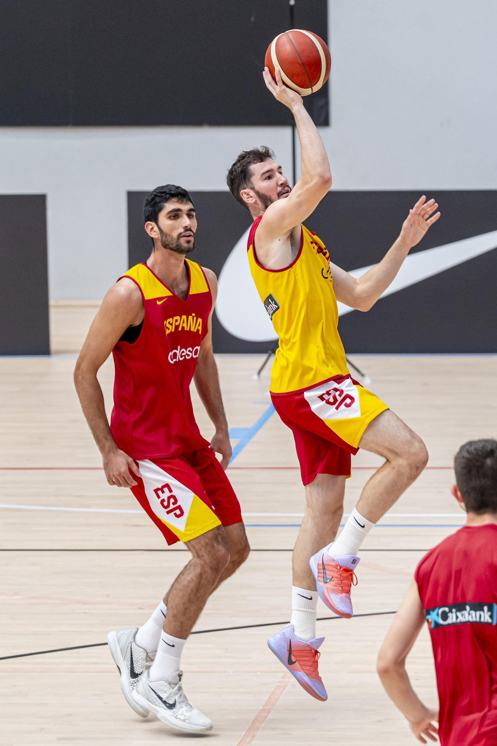 España acaba su trabajo en Madrid antes de venir a Málaga