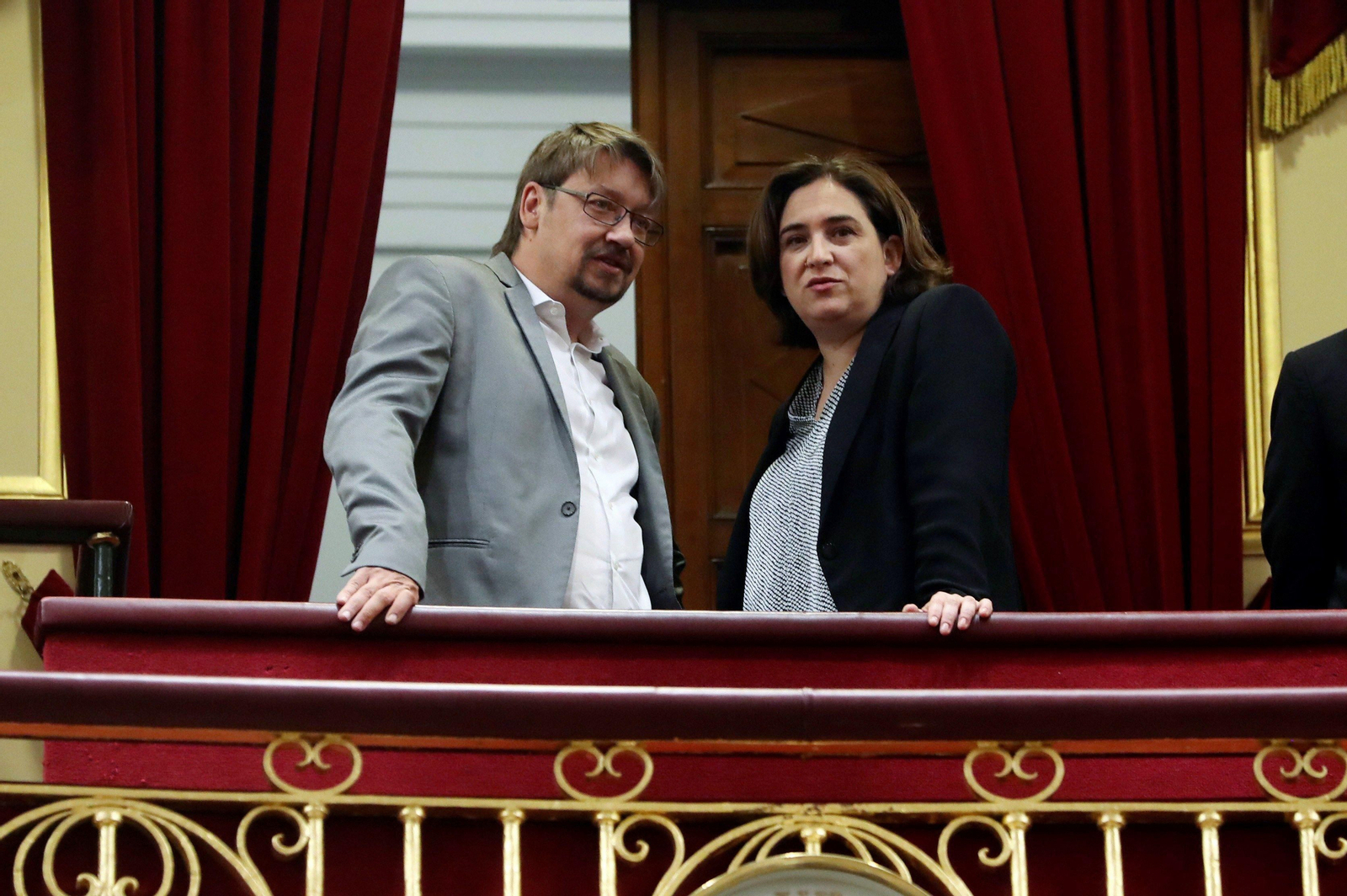 Ada Colau con Xavier Domènech.