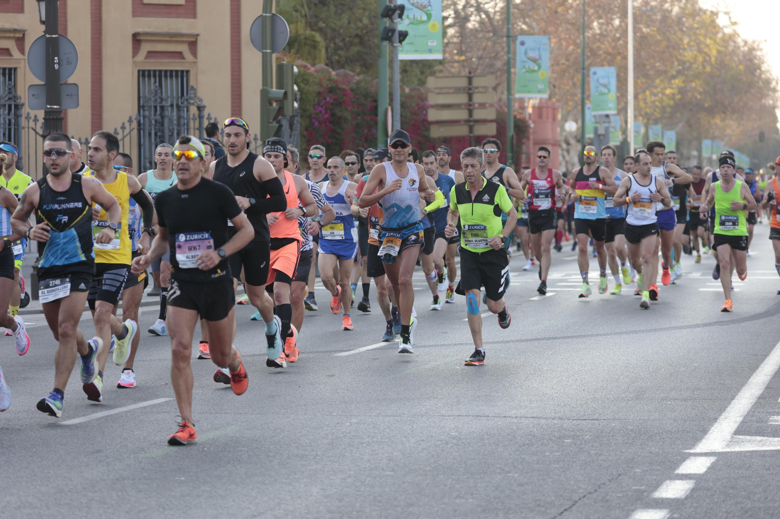 Las imágenes de la Maratón de Sevilla 2022 (8)