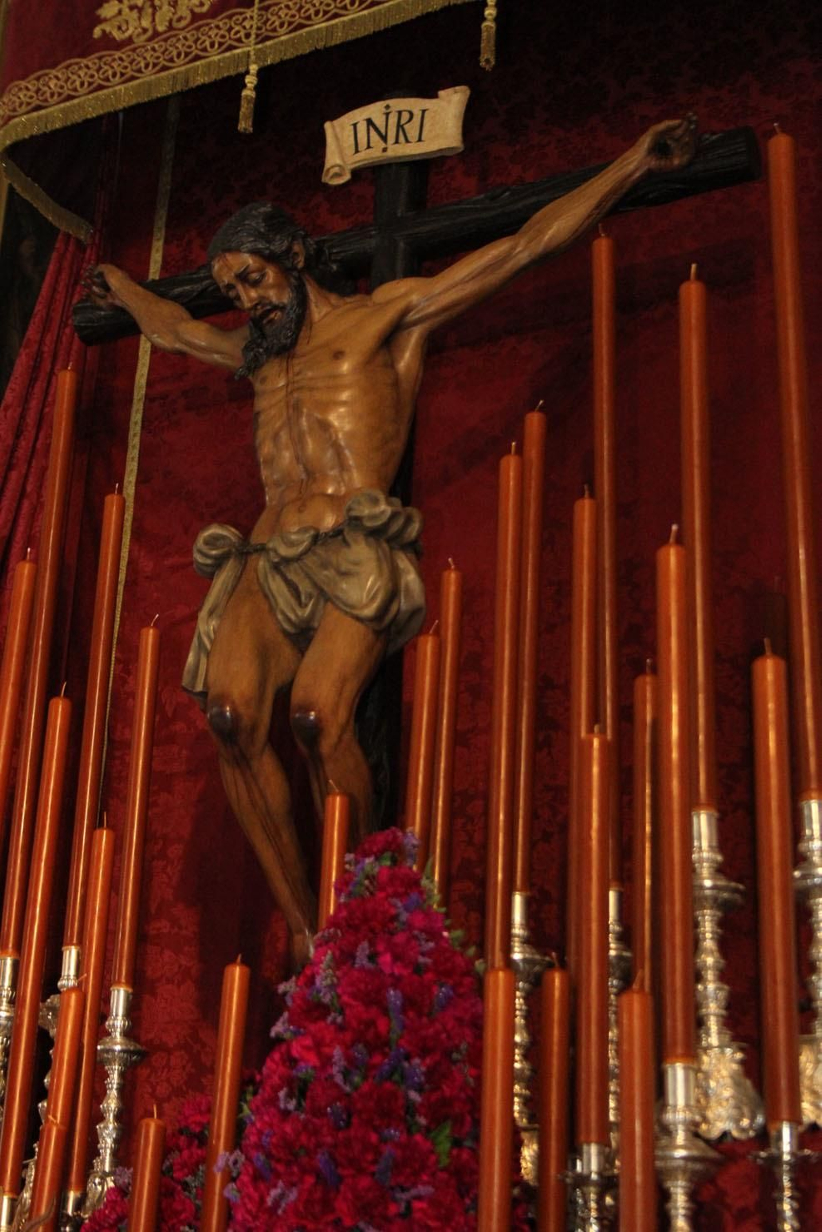 Imágenes de la Presentación del cartel del Vía Crucis de Pasión en las Agustinas
