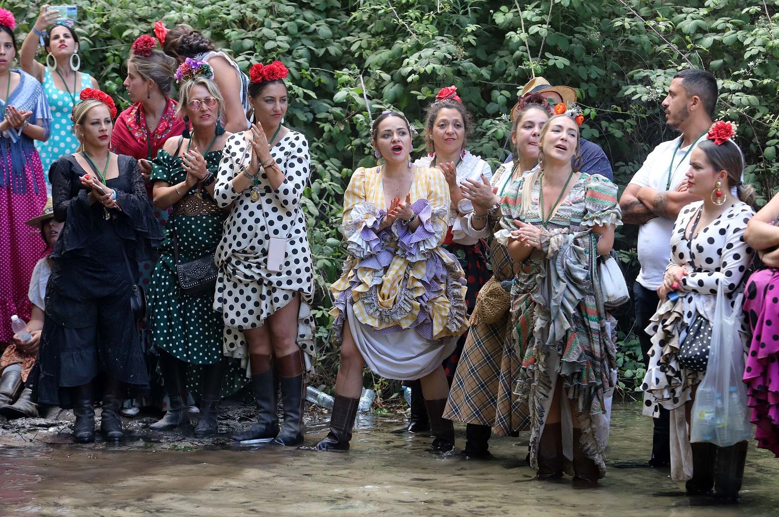 Imágenes de la Hermandad de Huelva a su paso por El Charco