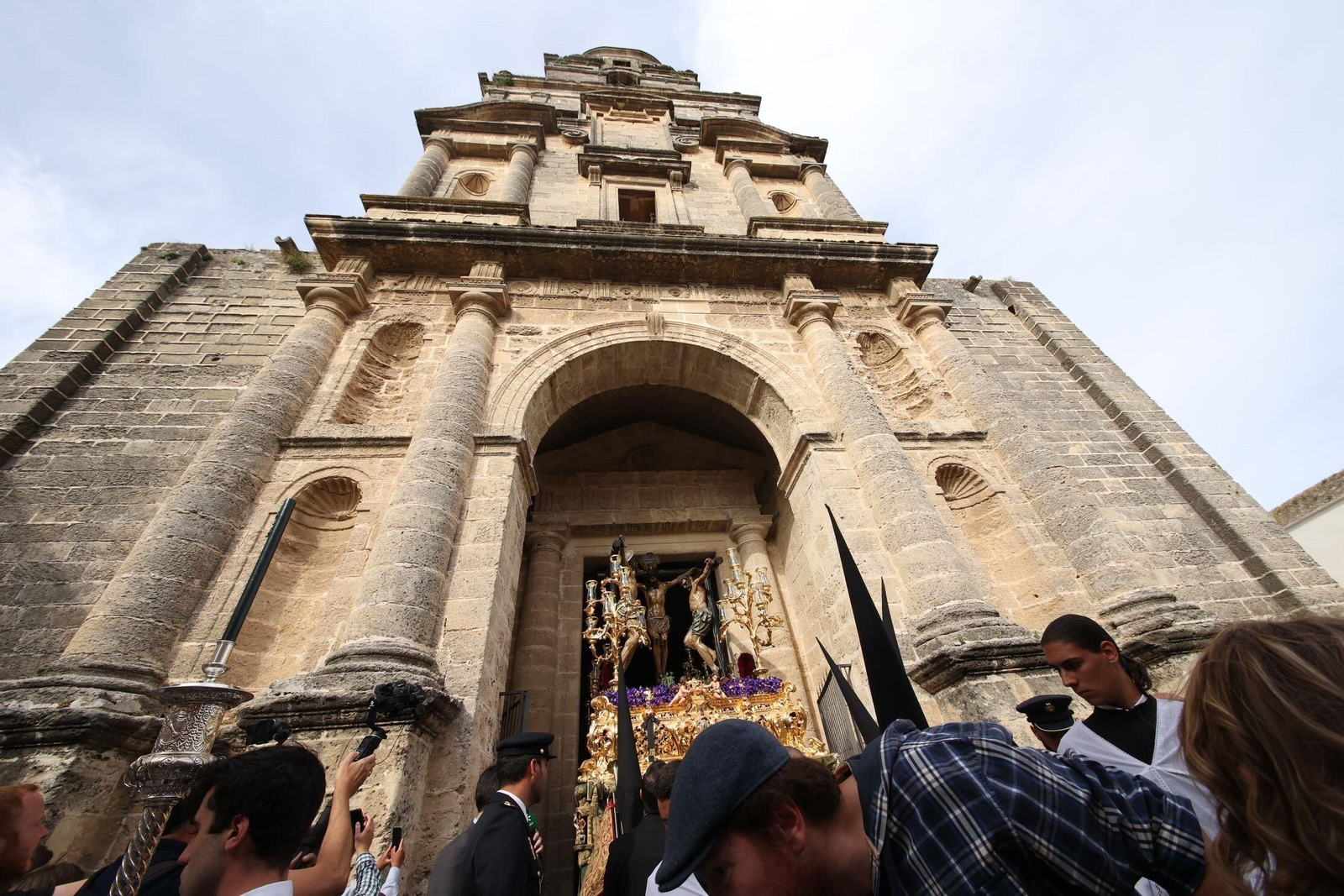 Jueves Santo en Jerez: imágenes de la Hermandad de la Vera Cruz