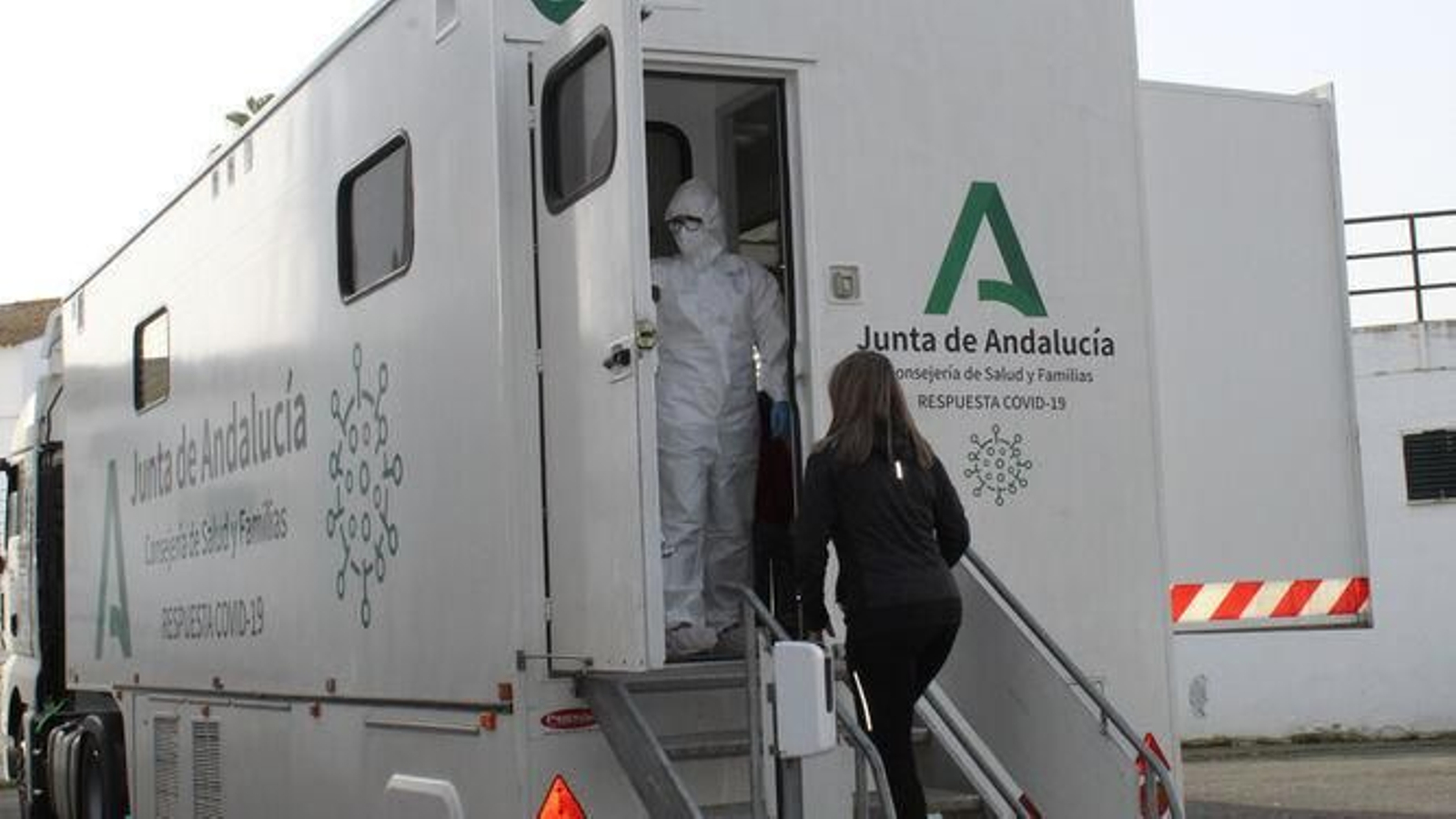 Camión de cribado poblacional en la provincia.