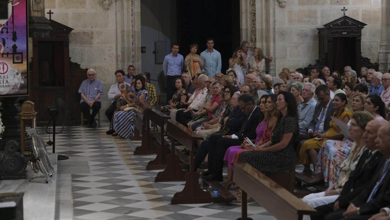 Pregón de la Virgen del Mar en la Catedral de Almería, en imágenes