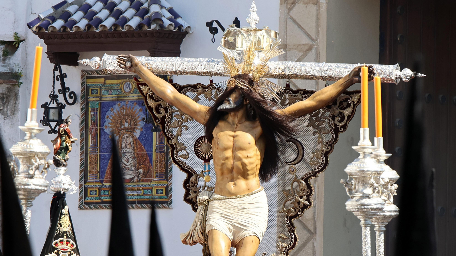 El Cristo, tras salir de la ermita de San Telmo. El Cristo, tras salir de la ermita de San Telmo.