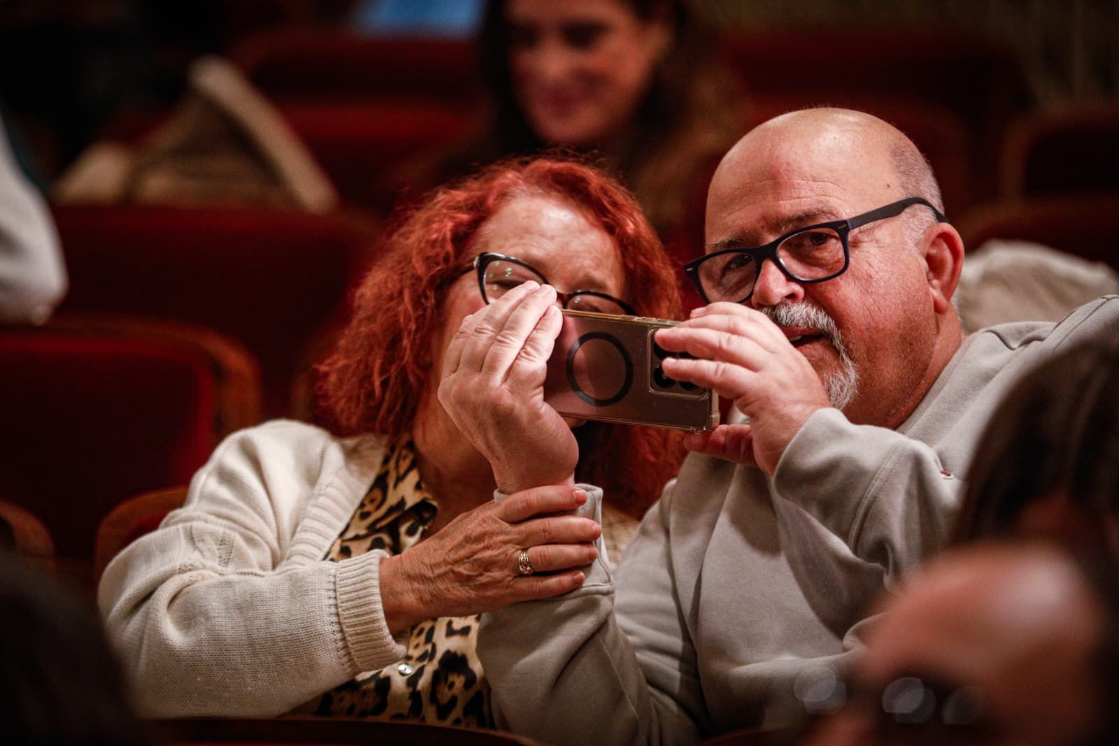 Búscate entre las mejores imágenes de la primera sesión de cuartos del COAC 2026