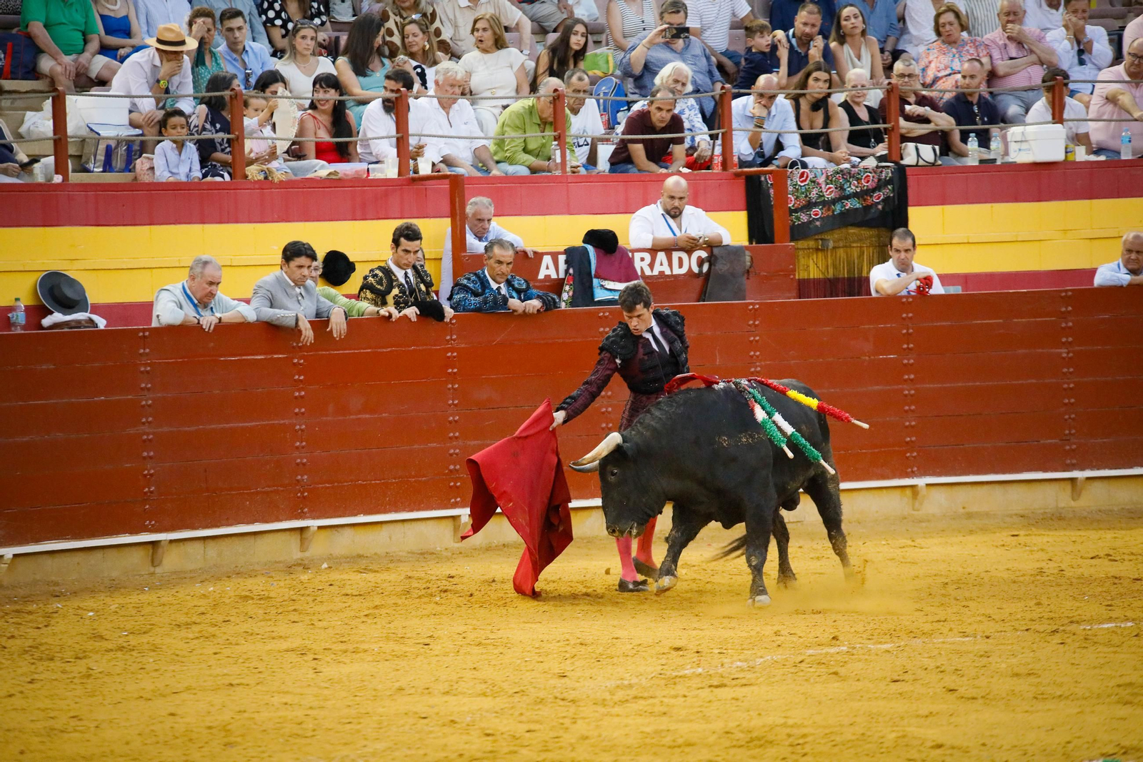 Imágenes de la corrida de toros en Roquetas de Mar