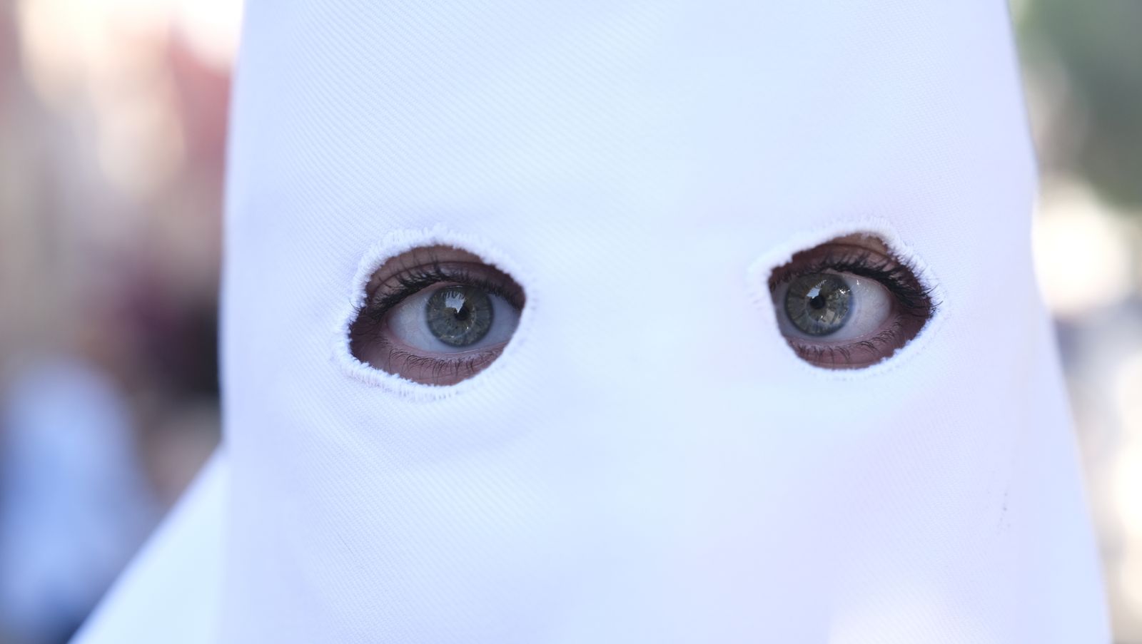 Procesión de Jesucristo Resucitado en Almería, en imágenes