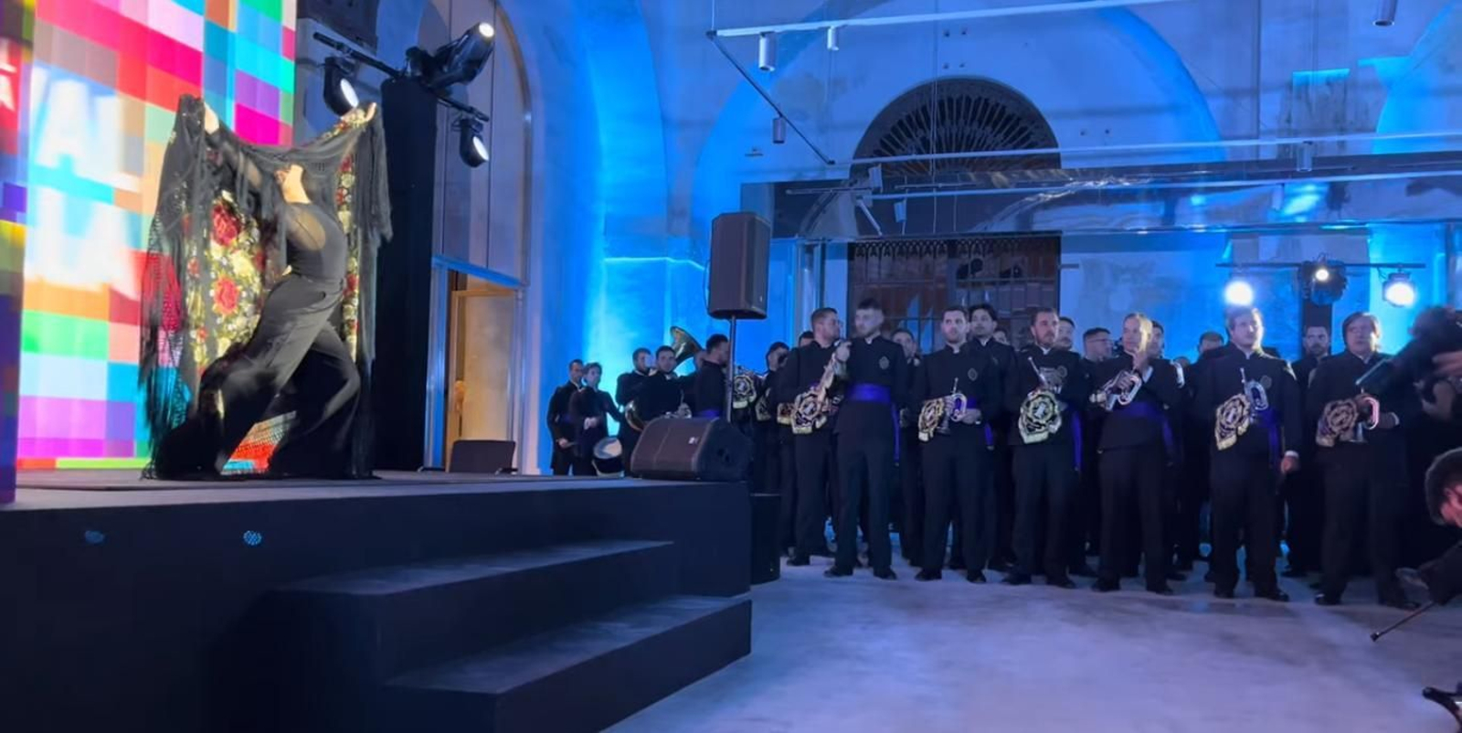 Momento de la coreografía preparada por Gloria del Rosario para la ocasión junto a Las Cigarreras