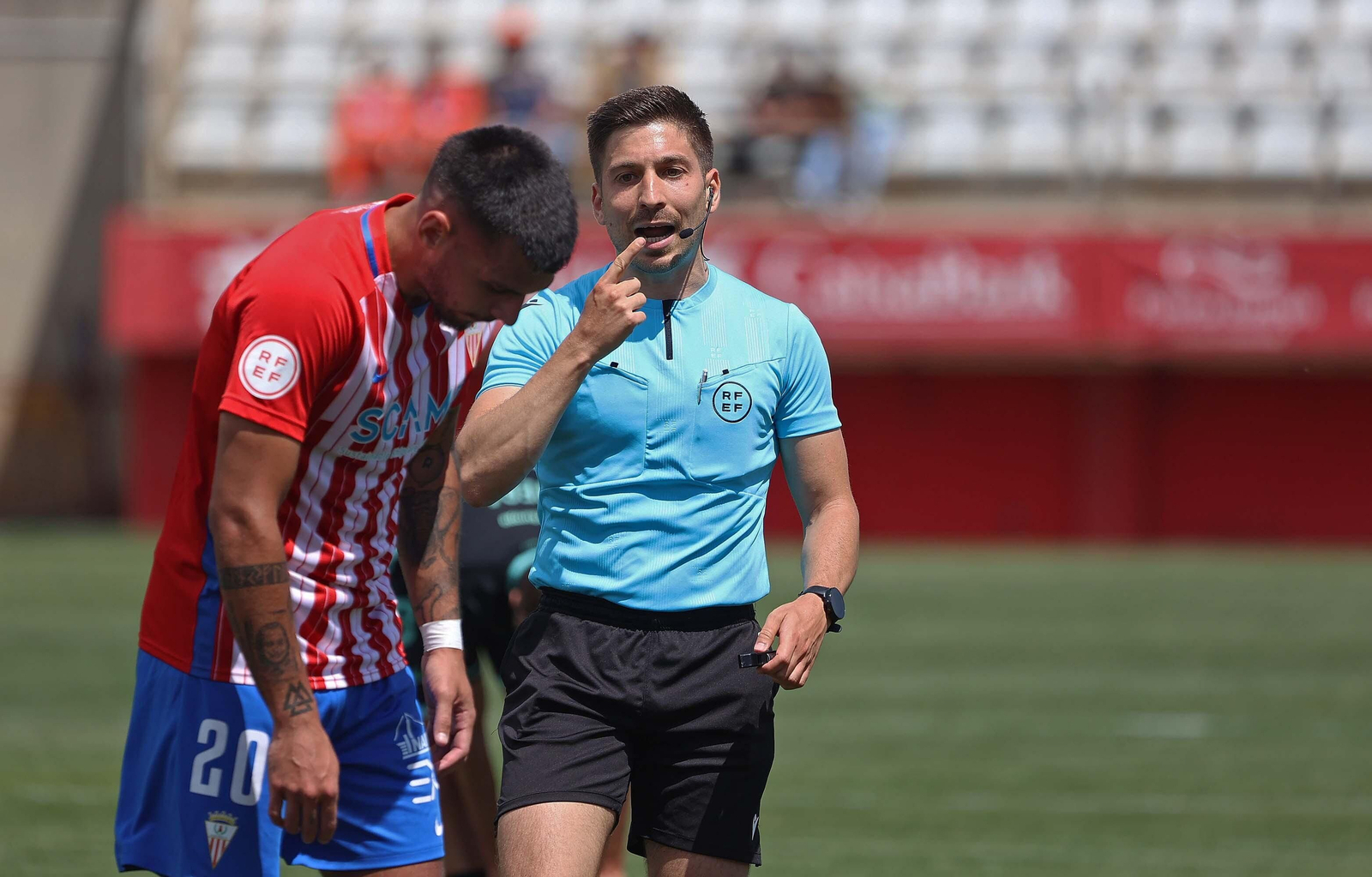 Las  mejores fotos del Algeciras - Atlético Baleares de Primera RFEF