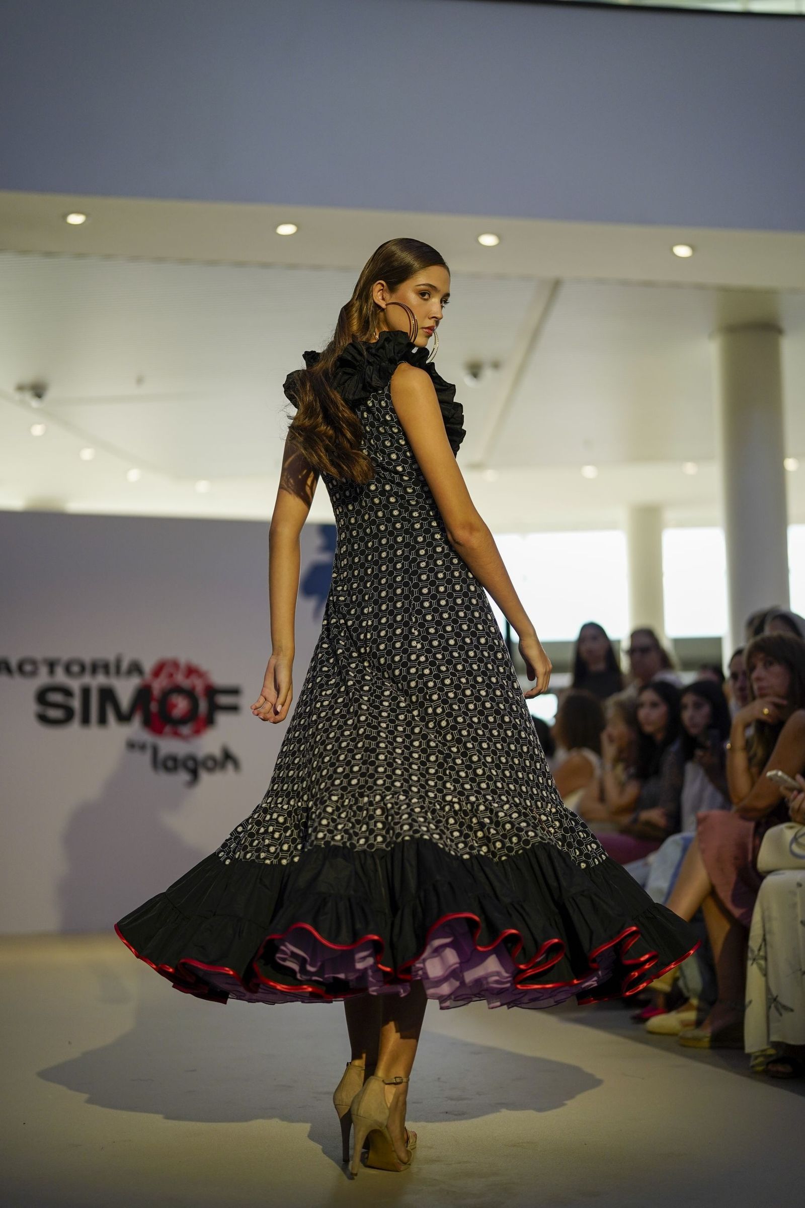Simof adelanta las primeras tendencias en moda flamenca para 2027, todas las fotos