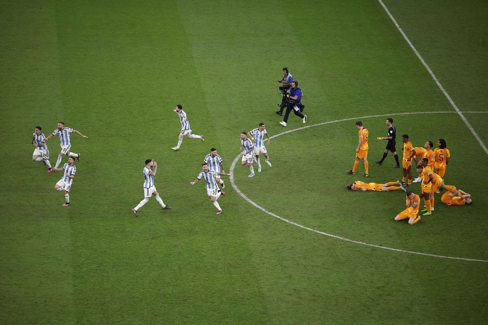 Las imágenes del Países Bajos - Argentina en los cuartos de final del Mundial de Qatar