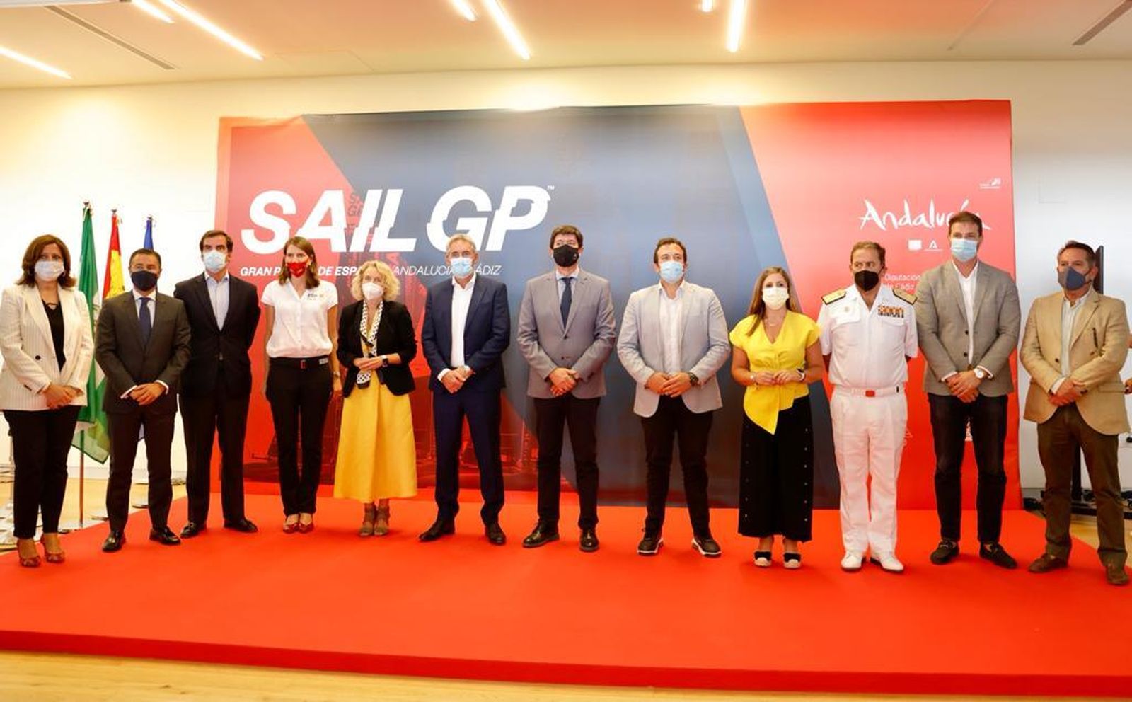 Los asistente a la presentación del Gran Premio de Andalucía de SailGP.
