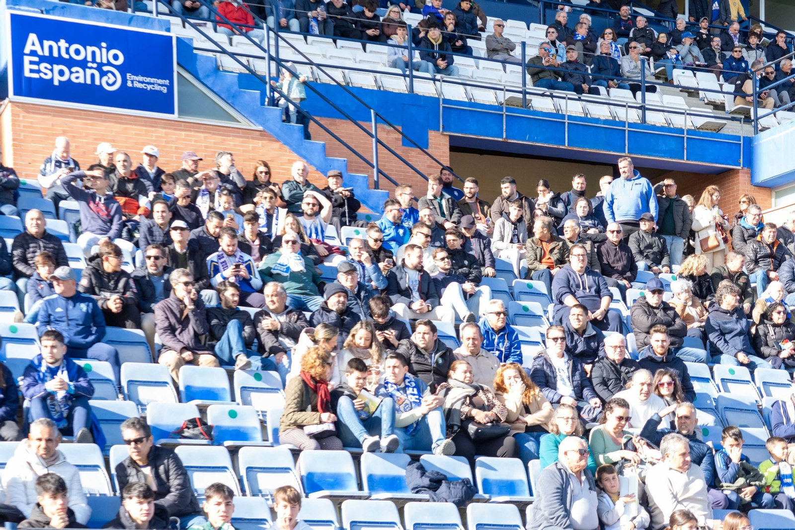 Búscate en las gradas del Nuevo Colombino en el Recreativo de Huelva-Águilas