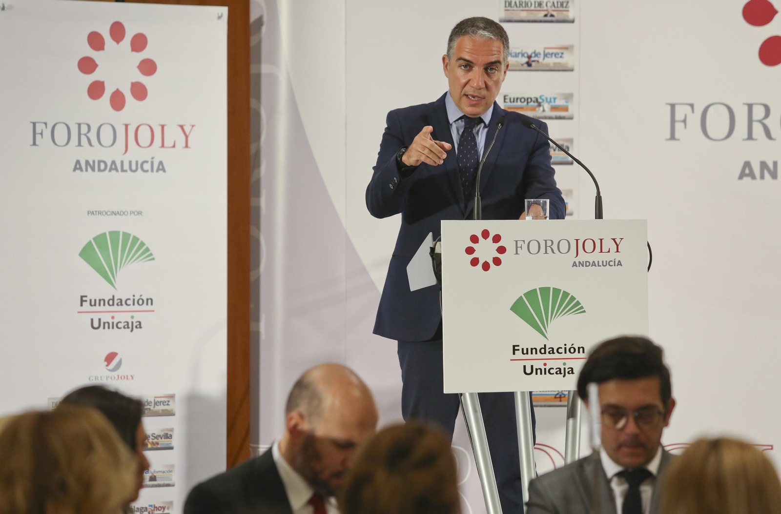 Las imágenes del Foro Joly con Elías Bendodo