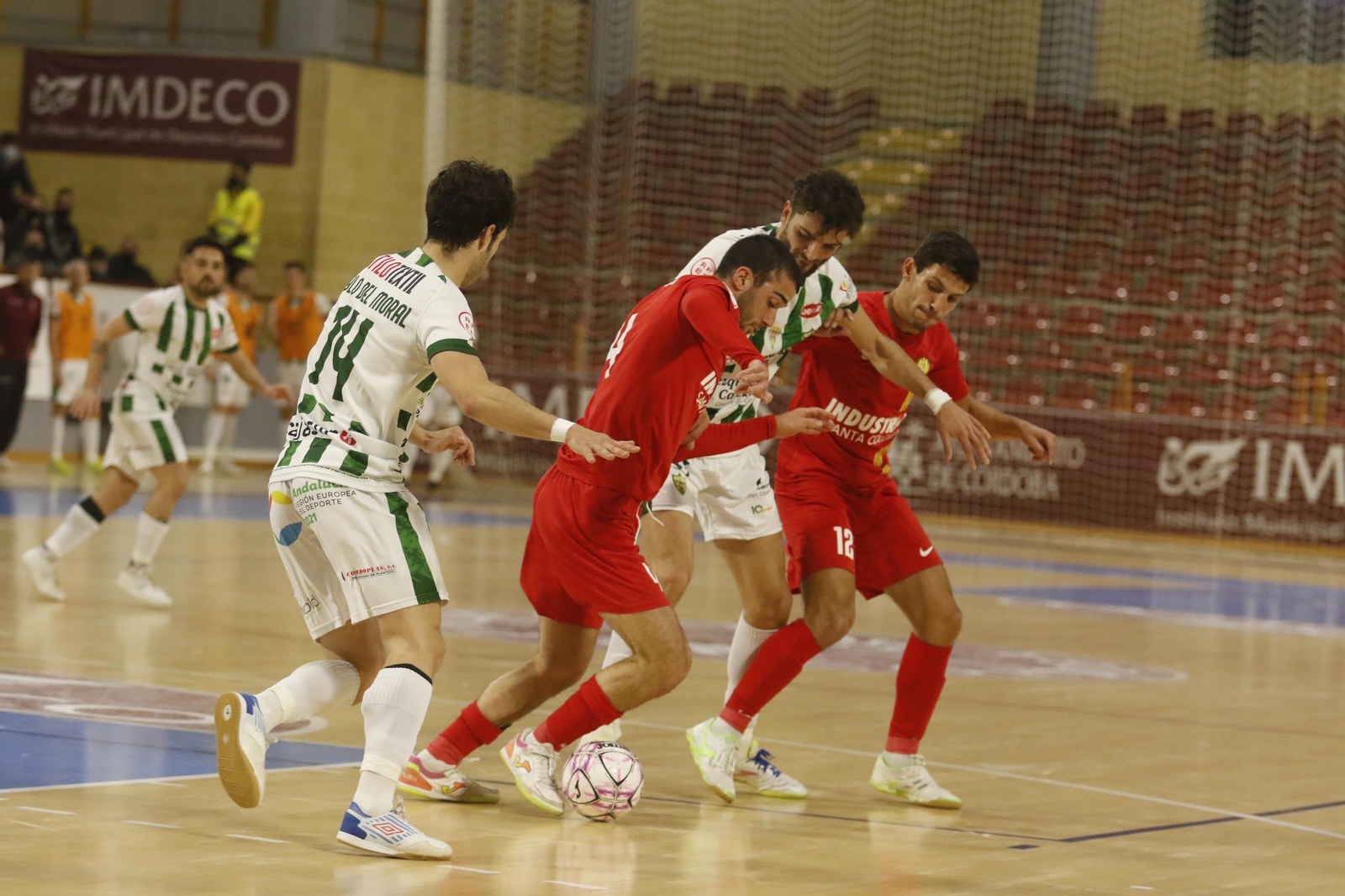 La eliminación del Córdoba Futsal de la Copa del Rey, en imágenes