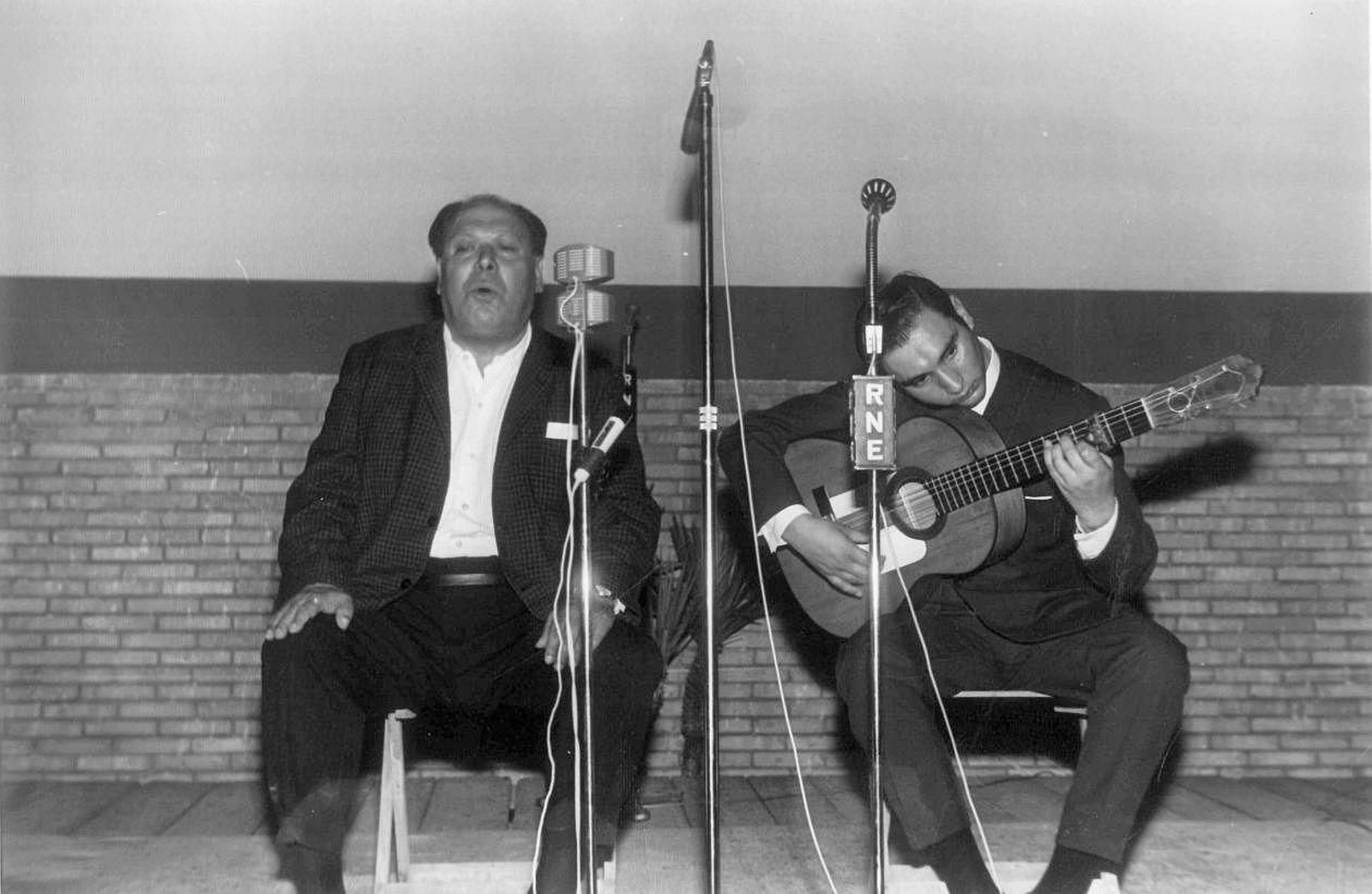 Tío Borrico y Parrilla, en la Fiesta de la Bulería de 1967. Tío Borrico y Parrilla, en la Fiesta de la Bulería de 1967.