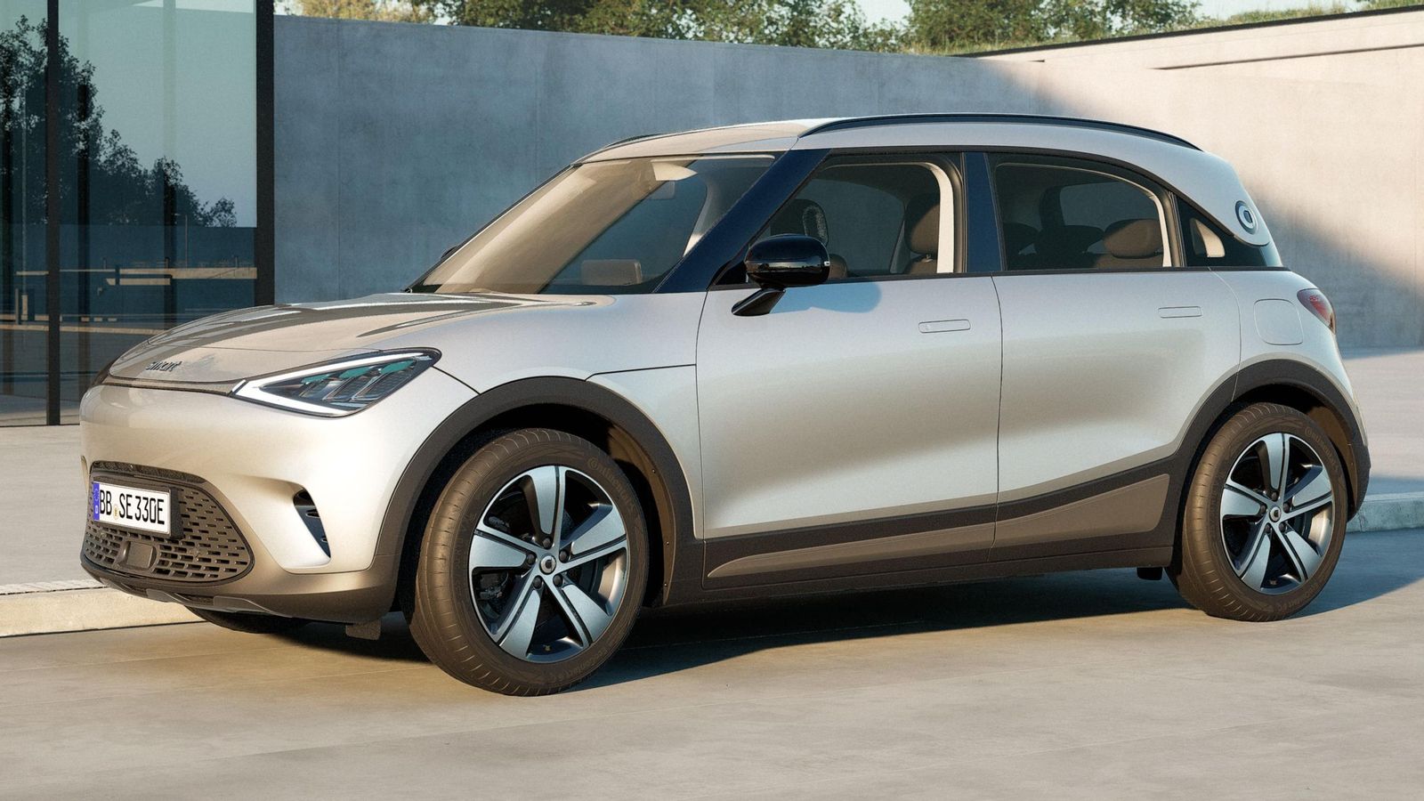 A diferencia de otras versiones en las que se emplea un techo panorámico de cristal, en éstas es de chapa de acero.