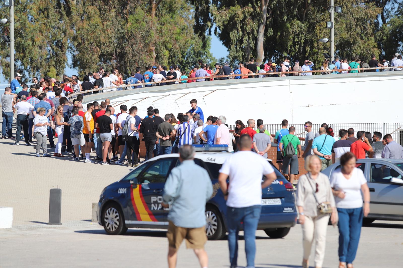 Imágenes de las taquillas del Nuevo Colombino para el Recreativo-Fuenlabrada