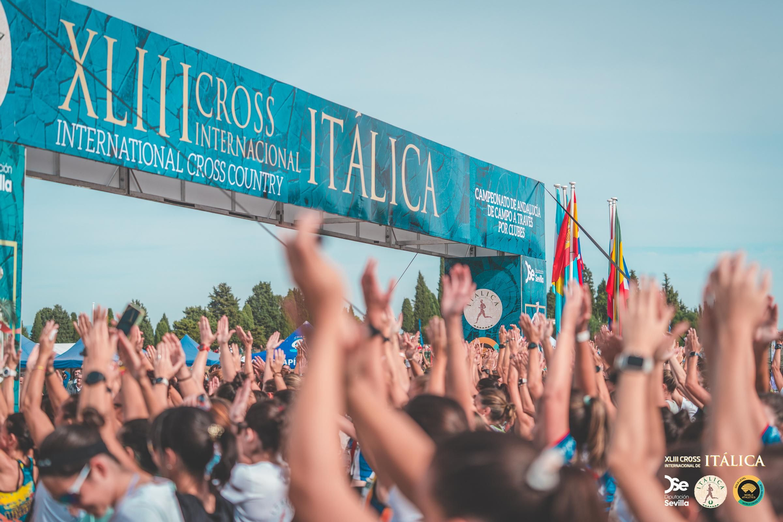 Búscate en las fotos del Cross de Itálica 2025 | 1