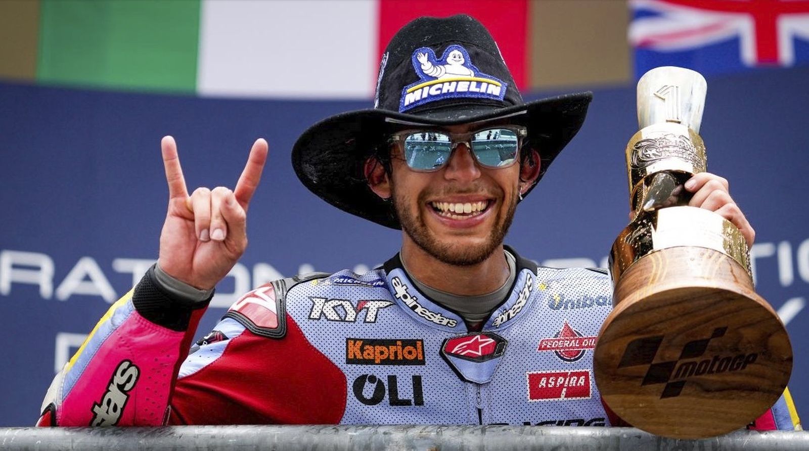 Enea Bastianini celebra su triunfo en el cuarto gran premio de la temporada.