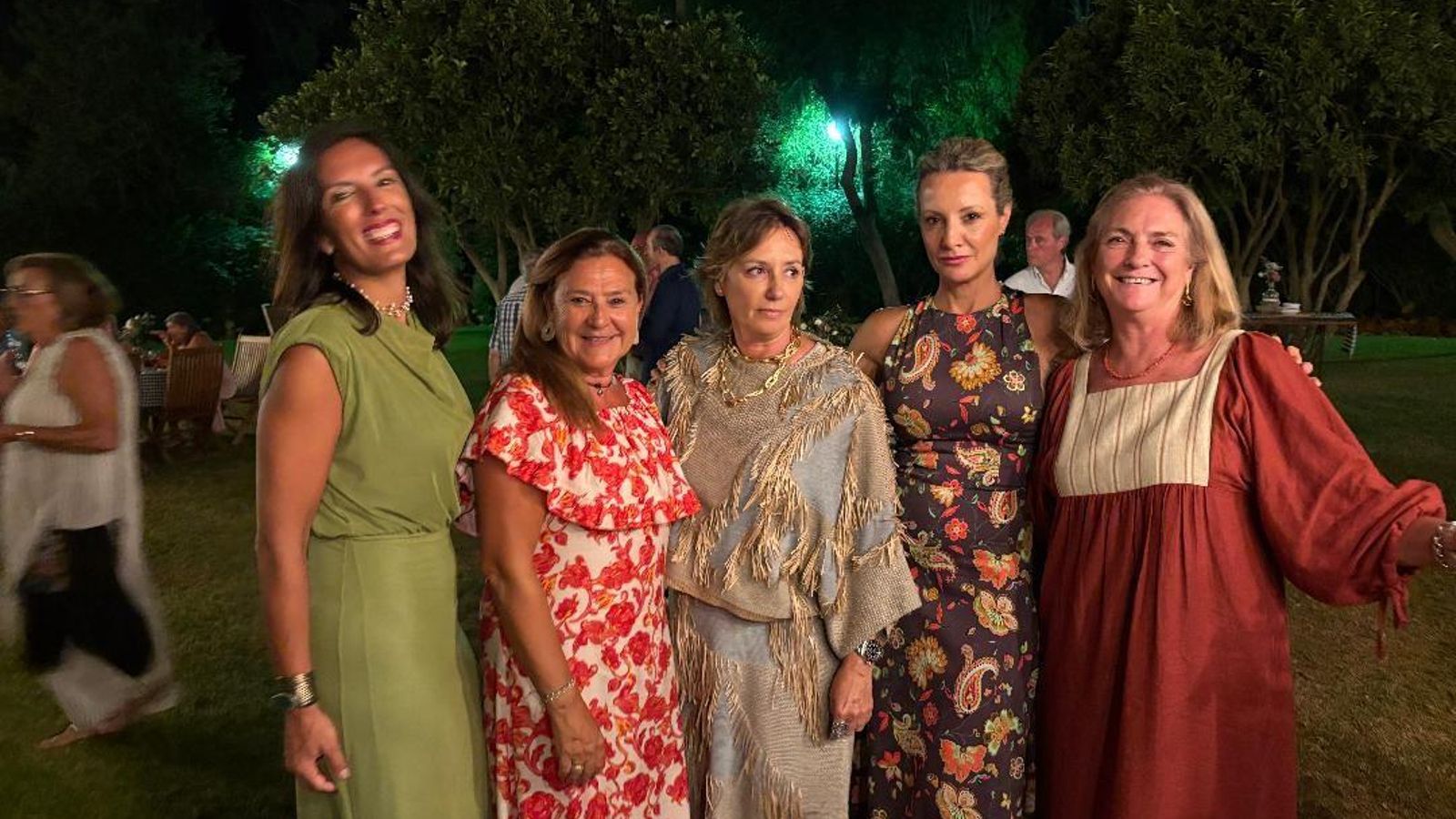 Josita Moyano, Pecu de Puebla, Esther Gordillo, Marita Rufino y Chirri Ribelles.