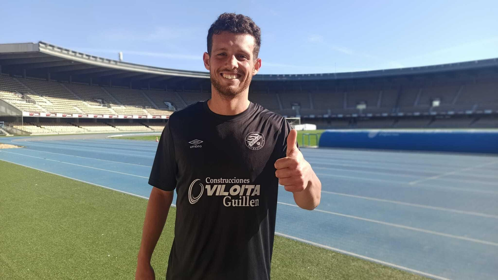 David León, contento de volver a Jerez.