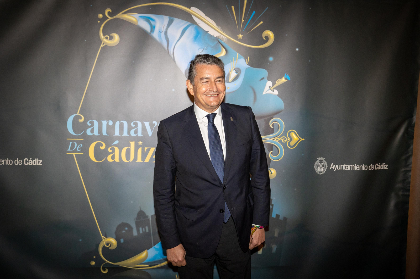 Búscate entre las mejores imágenes de la final del COAC 2024 del Carnaval de Cádiz